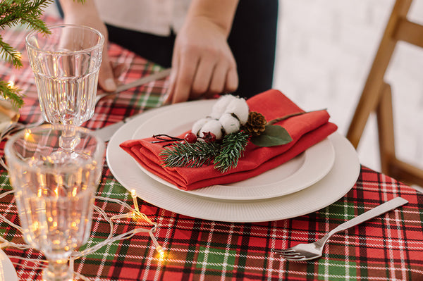 The Décor You Need to Throw the Perfect Holiday Party