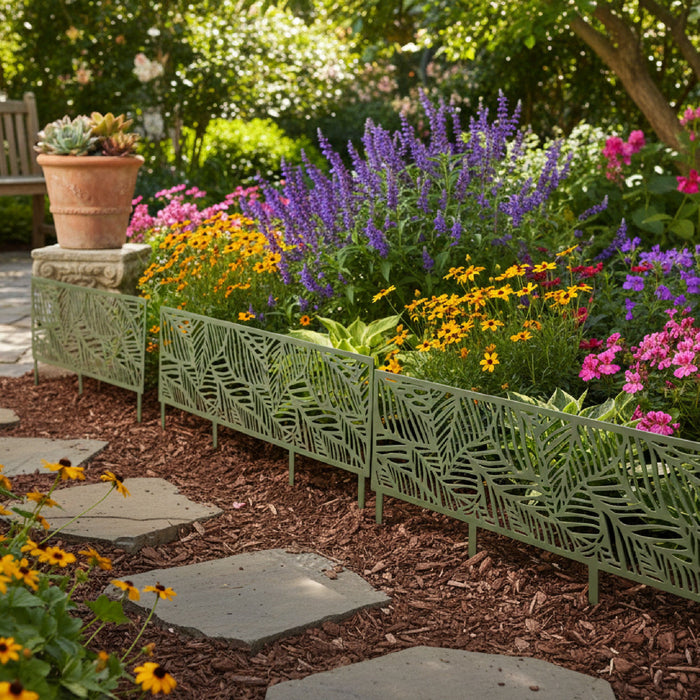 Lattice Leaf Metal Garden Border Fence - Set of 2