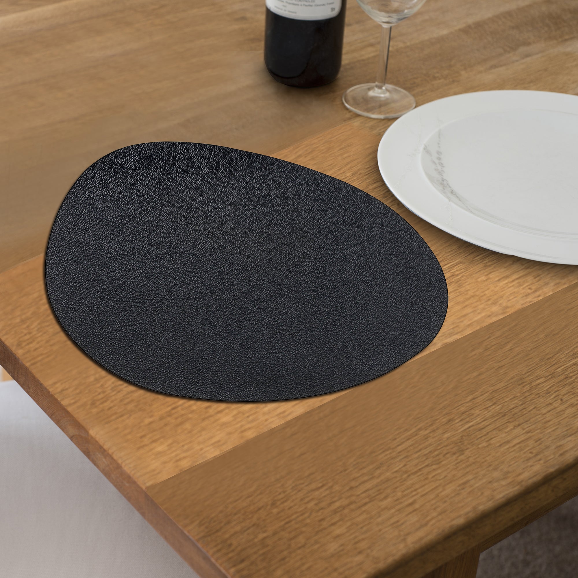 Reversible Pleather Pebble Placemat Black Set Of 12, Dining Table Decor, Kitchen Accessory