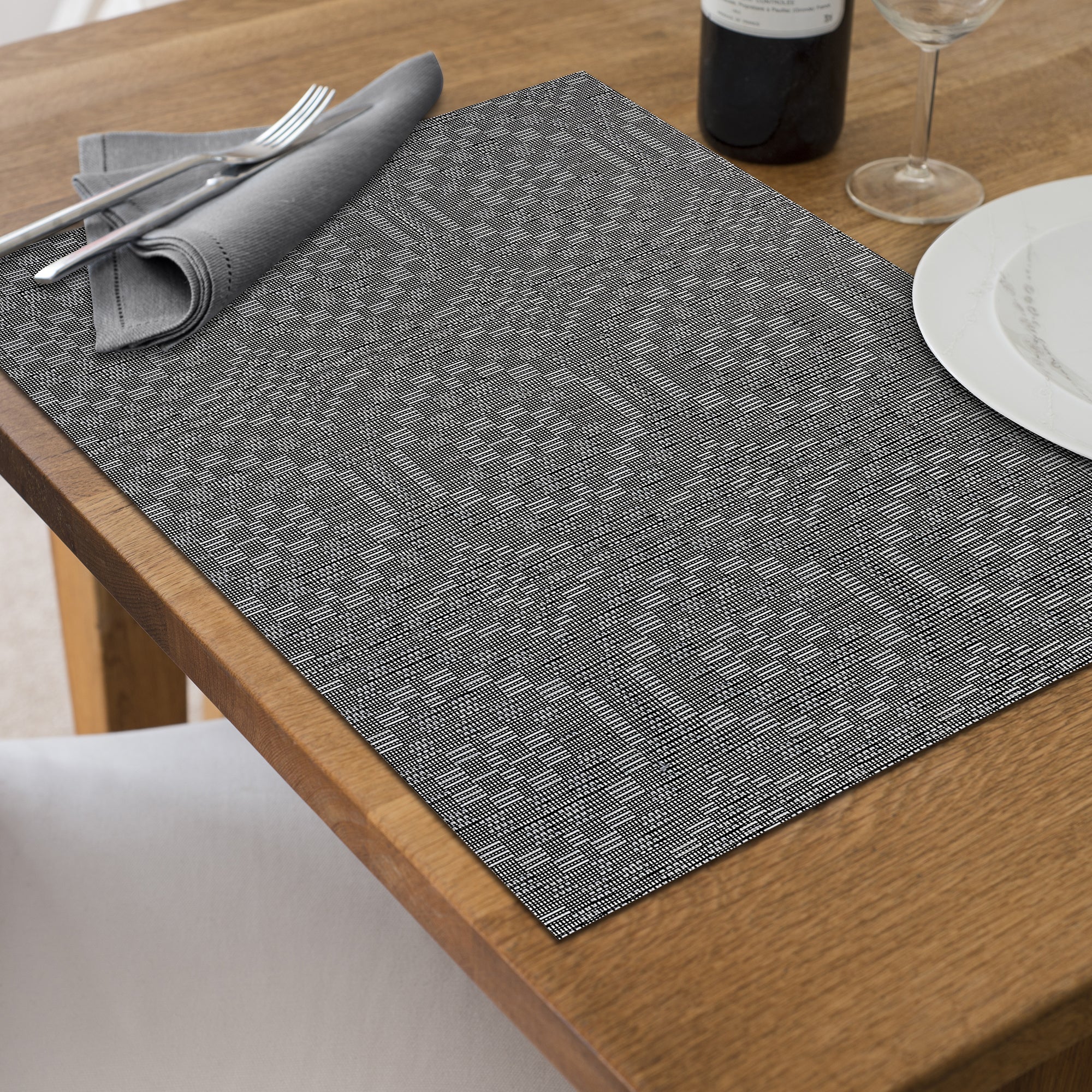 Vintage Black Woven PVC Placemat Set of 12 – Rustic Table Decor, Durable Mats