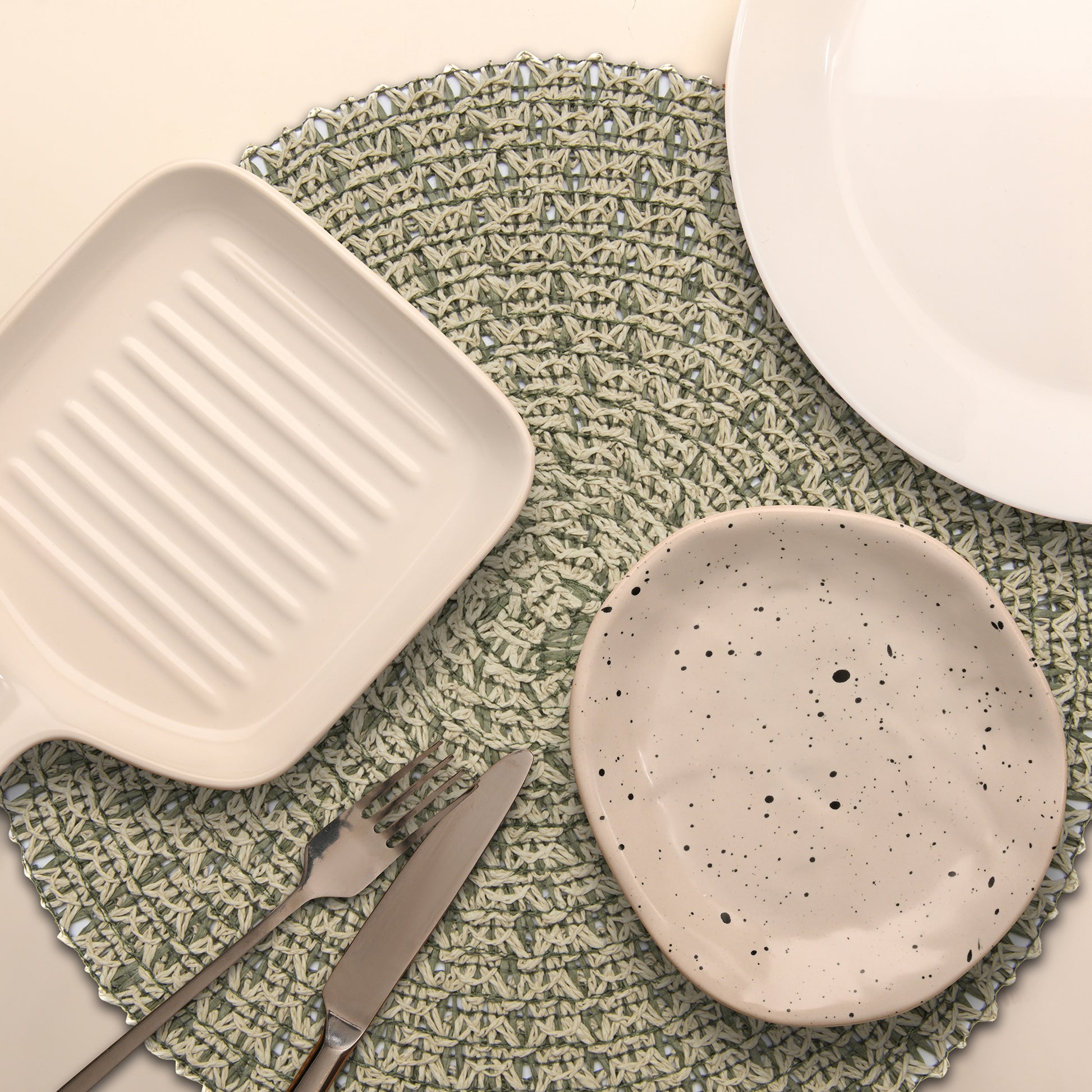 Eco-Friendly Handwoven Round Paper Placemat in Soft Green & Beige Two-Tone Design - Set of 12