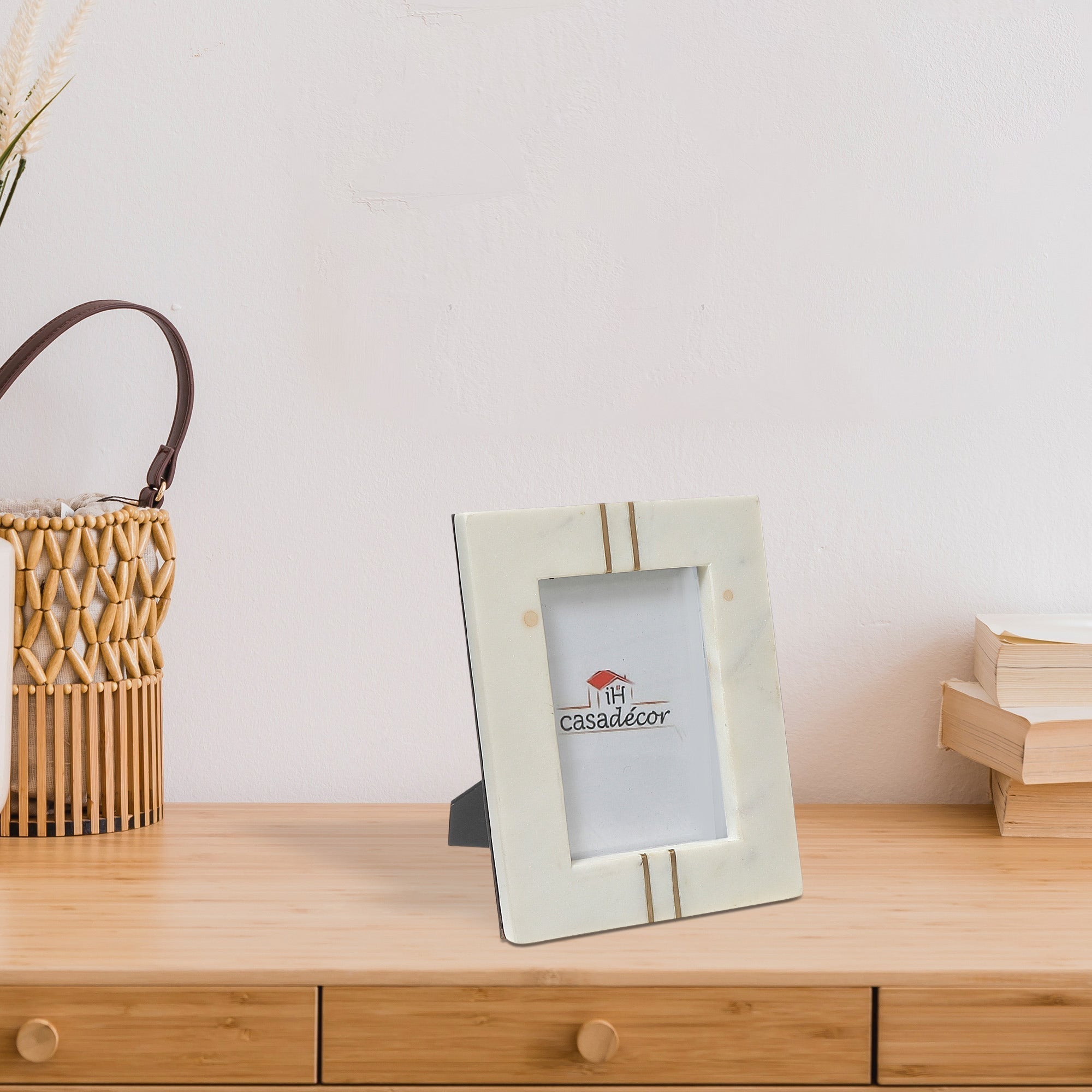 White Marble Brass Inlay Picture Frame 6X4 Inch, Decorative Photo Frame, Home Decor