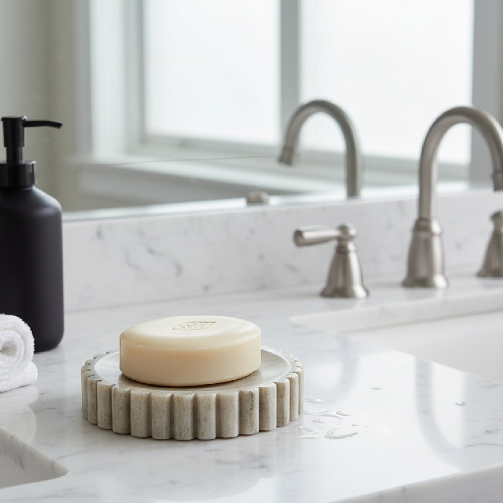 Elise Beige Marble Ribbed Edge Soap Dish