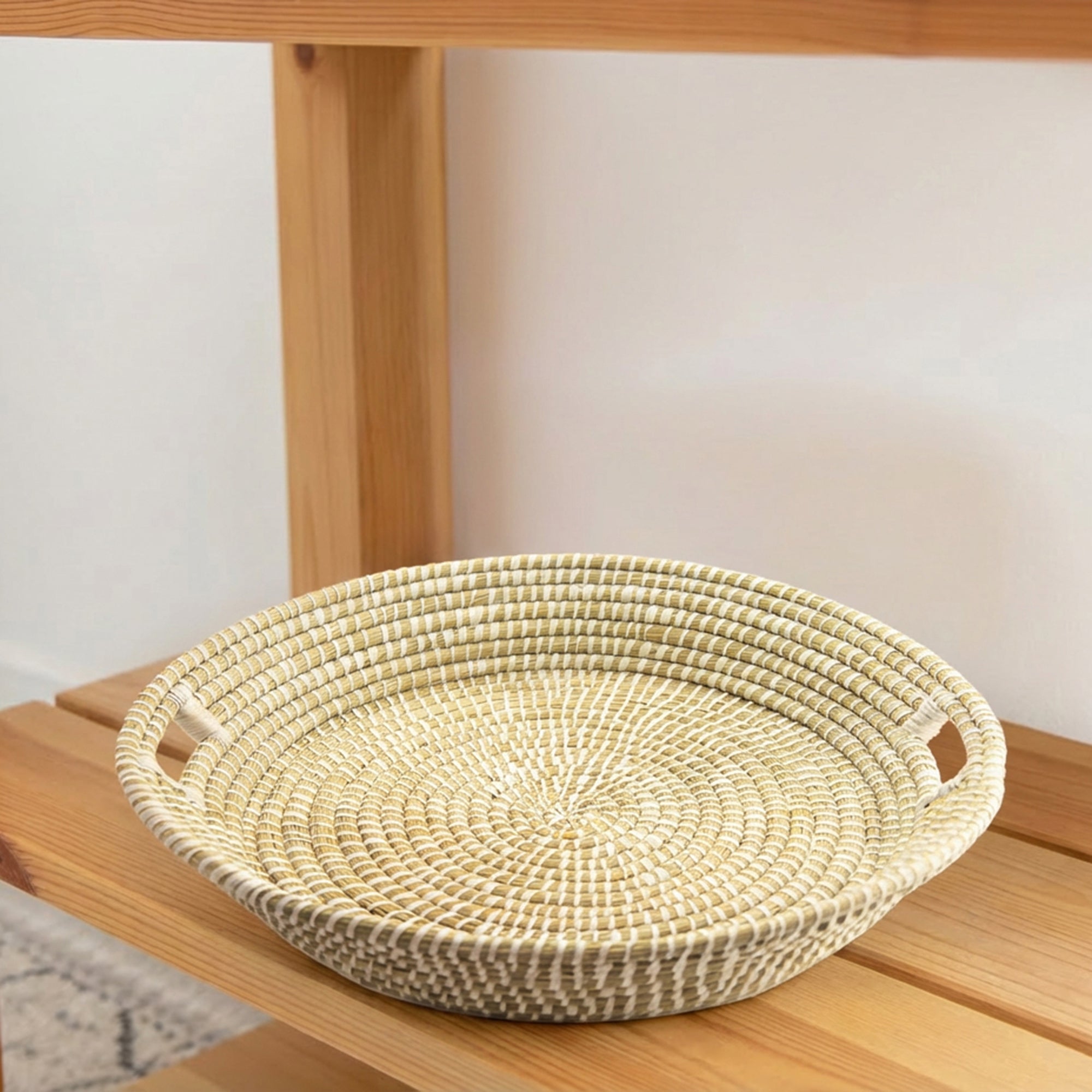 Large 24" White Round Natural Grass Tray Basket with Sturdy Handle for Serving or Decor
