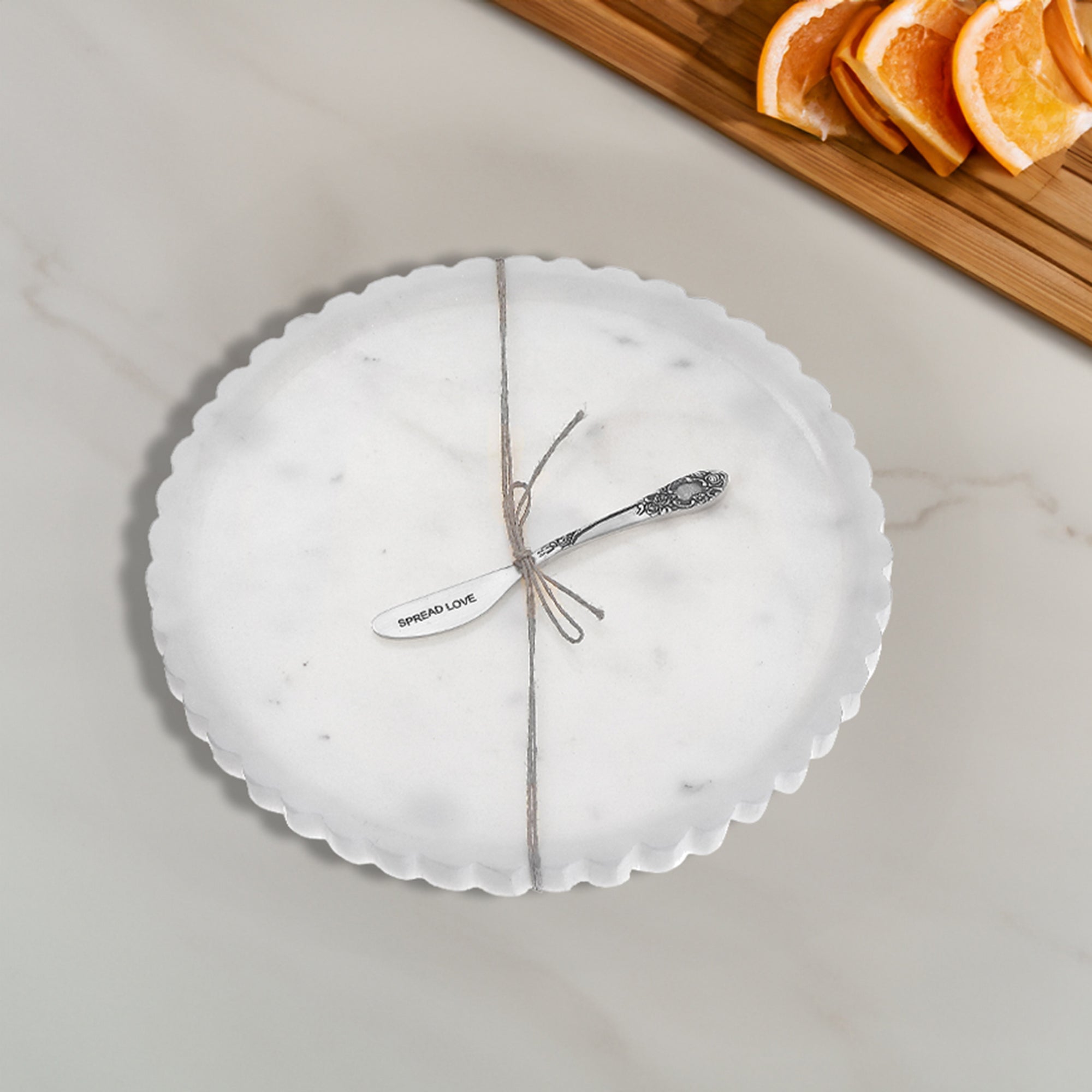 White Round Scallop Marble Plate & Spreader, Round Scalloped Marble Cheese Plate, Serving Board With Spreader, Elegant Appetizer Platter