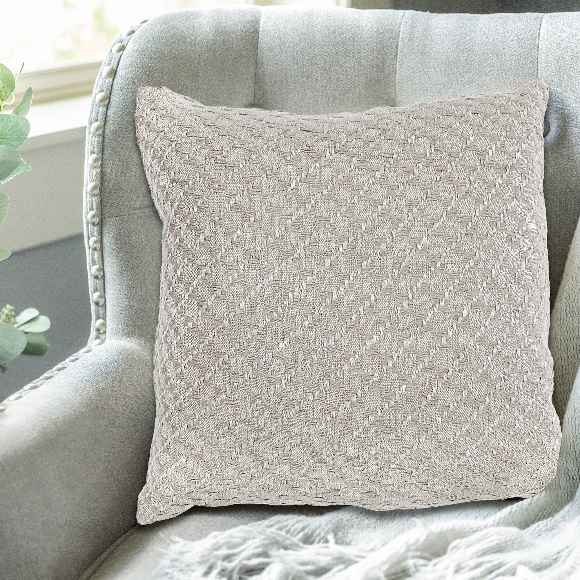 Cotton Linen Jacquard Cushion Set Of 2, 22 X 22 Inch Decorative Throw Pillow