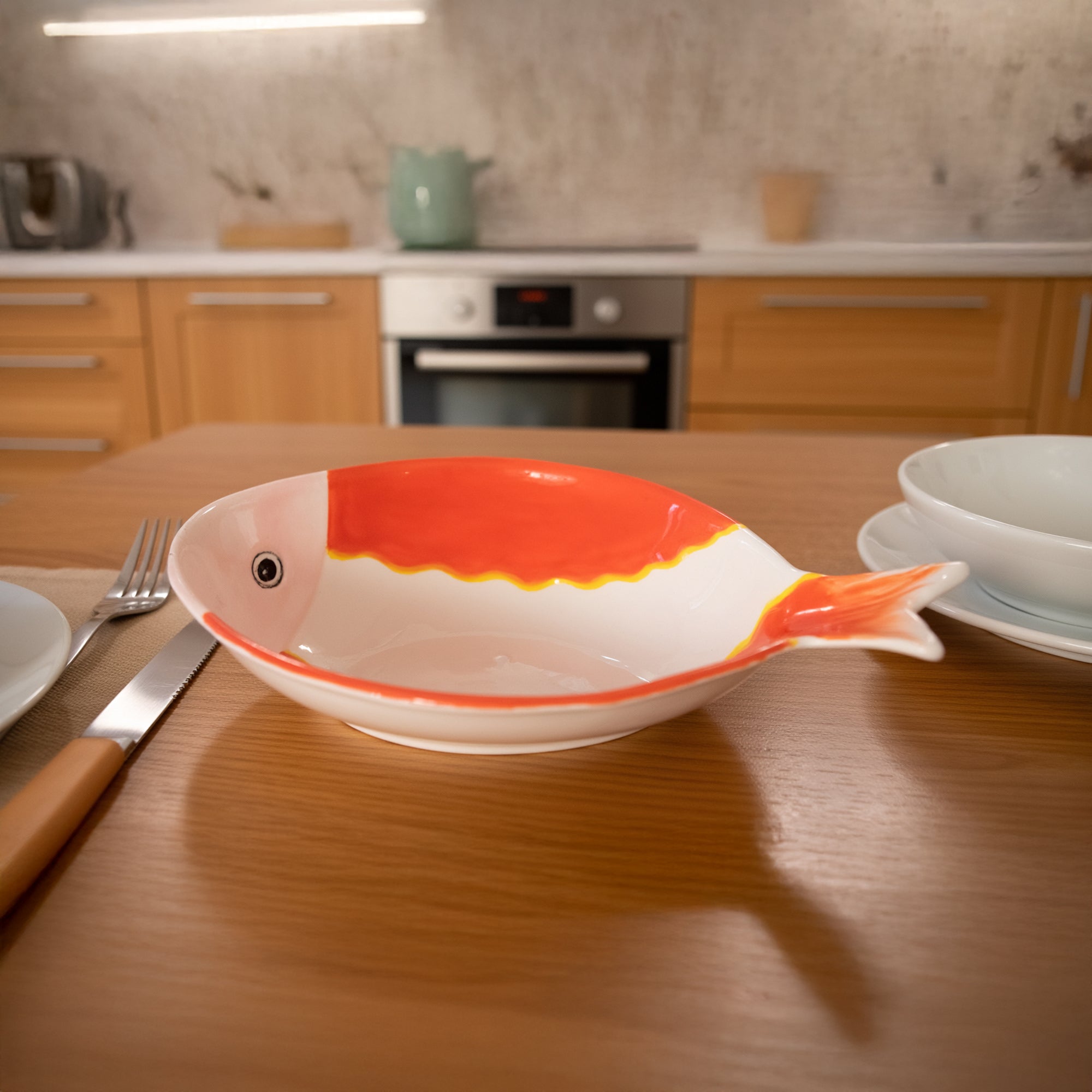 Red Striped Ceramic Fish-Shaped Bowl with Artistic Detailing - Set of 2