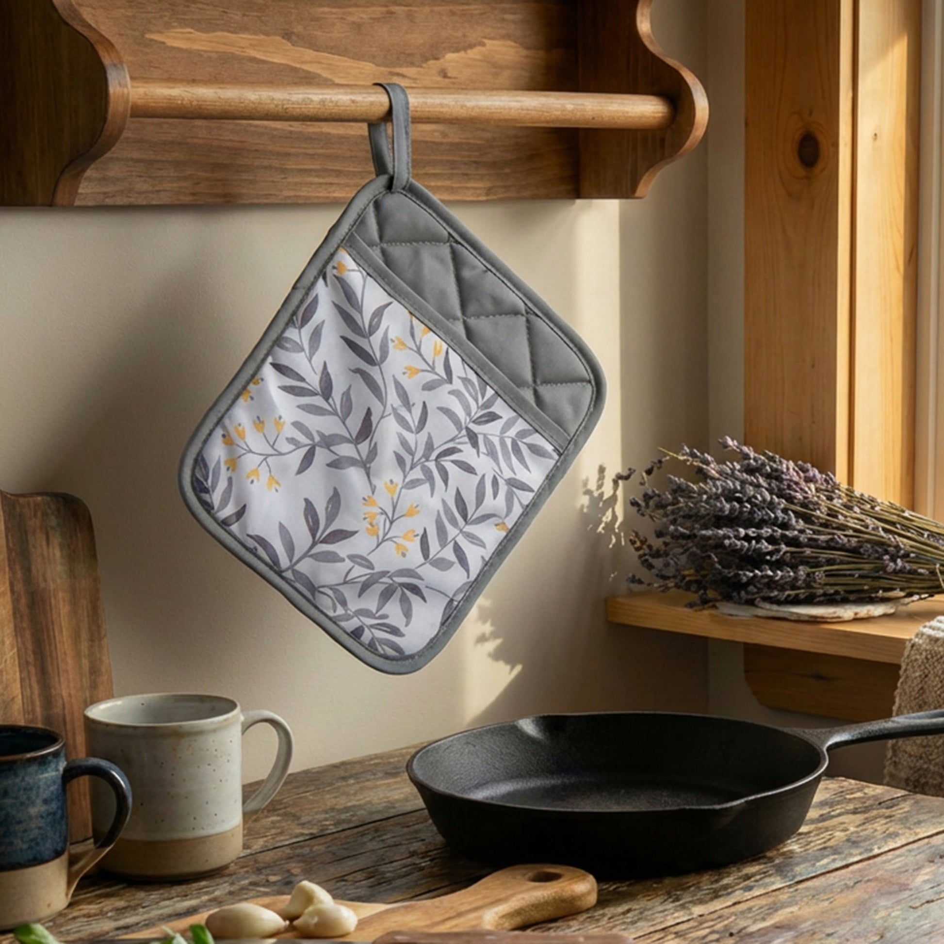 Gray Leaf Pattern Quilted Pot Holder with Pocket - Set of 6