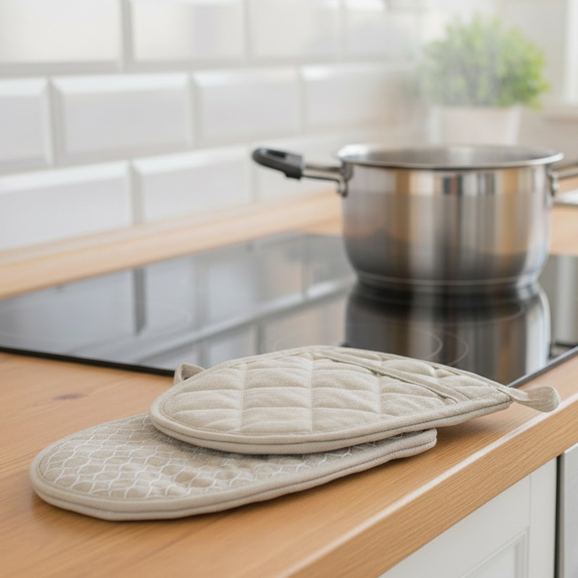 Solid Beige Heat-Resistant Silicone Pot Holder - Set of 2