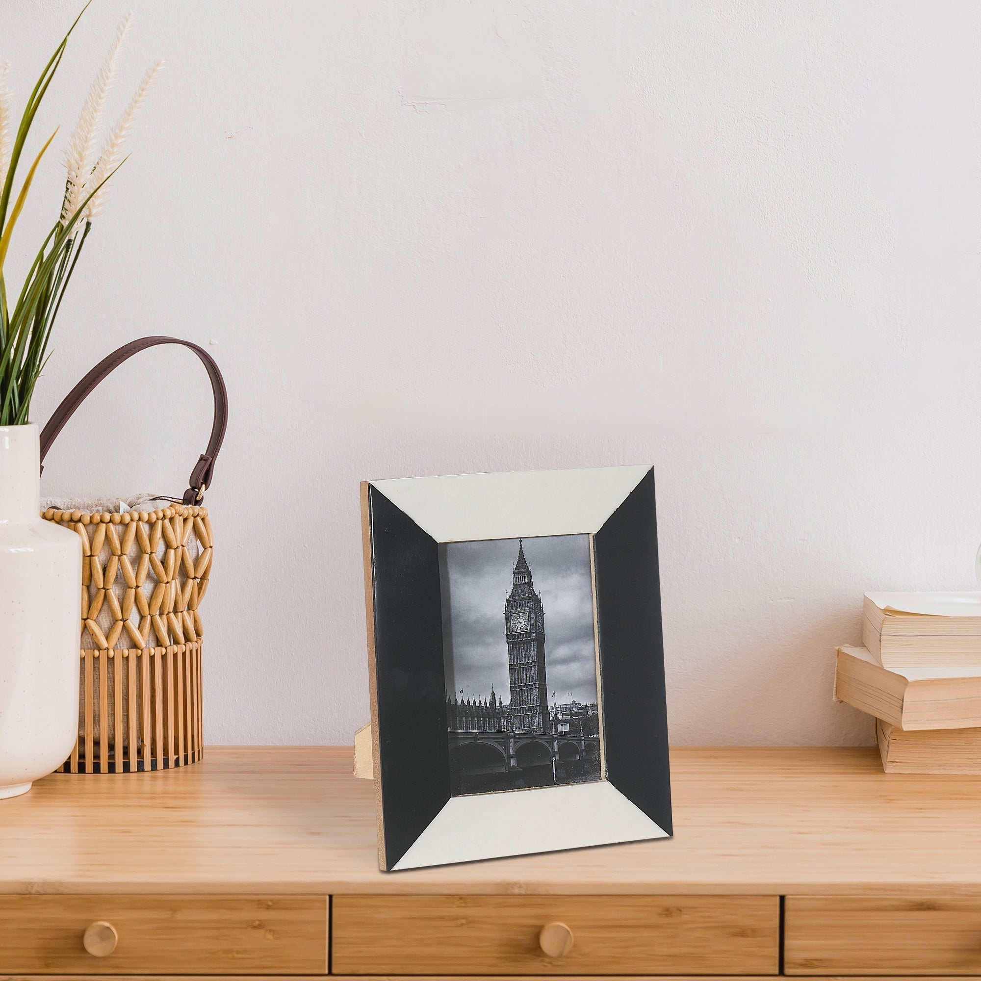 Black And White Inlay Photo Frame, Decorative Photo Display, Modern Home Decor 8x10