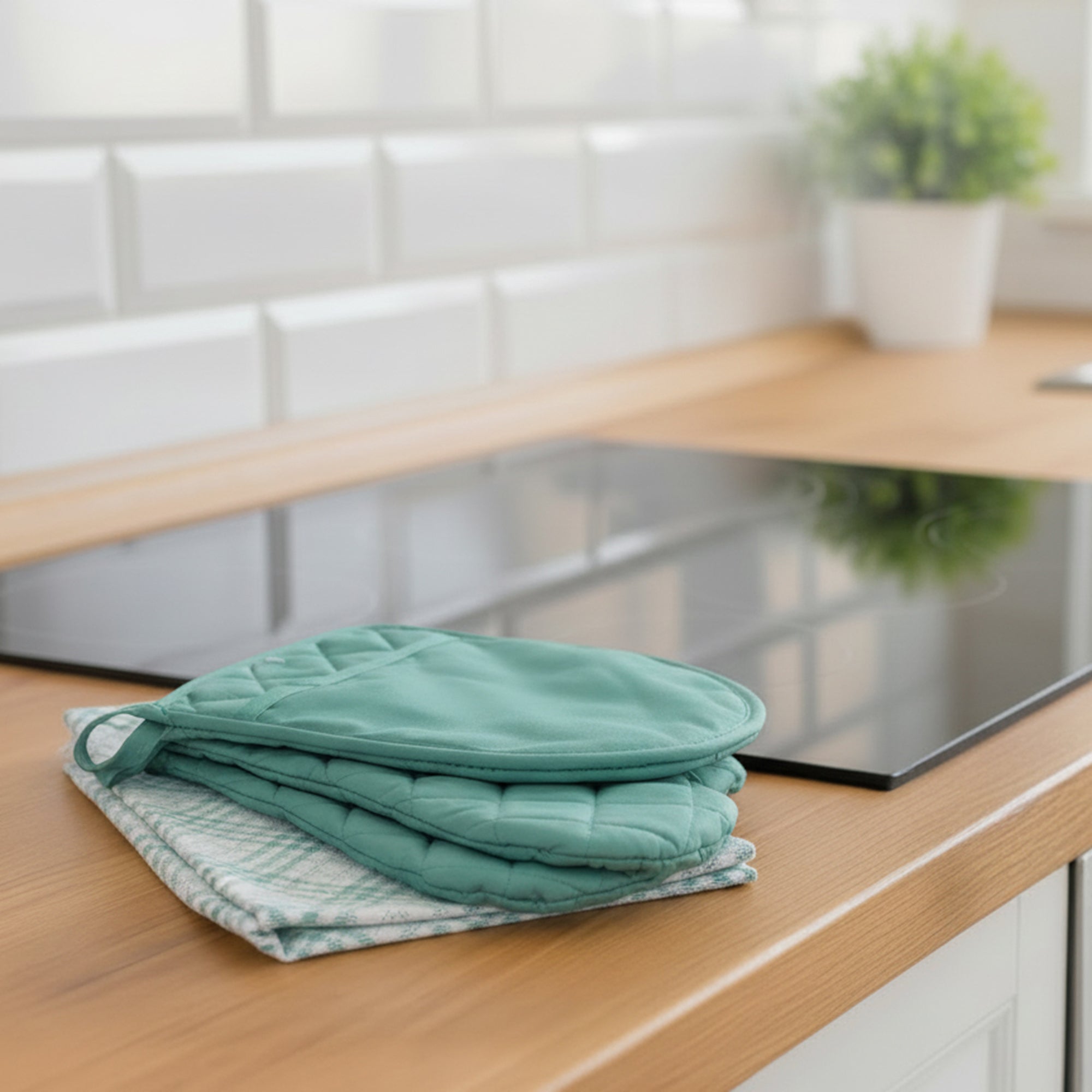 Aqua Trellis Print 4-Piece Kitchen Textile Set