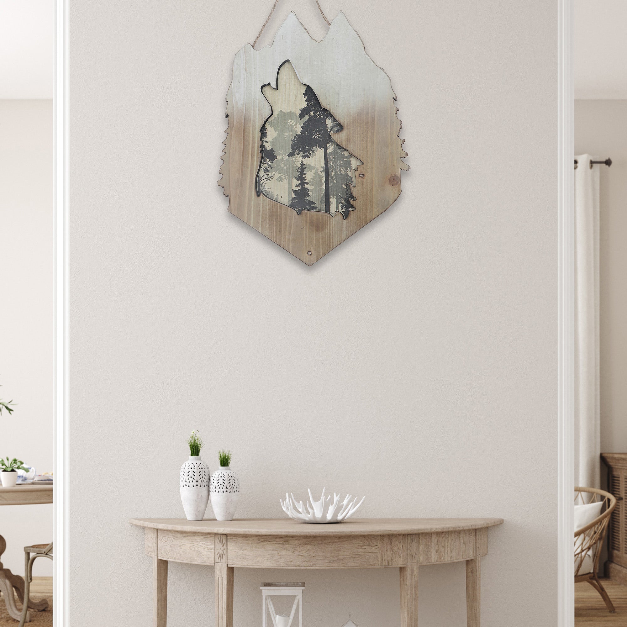MDF Wall Decor featuring Howling Wolf Head Forest Design, Rustic Lodge Wall Accent, Nature Inspired Home Decoration