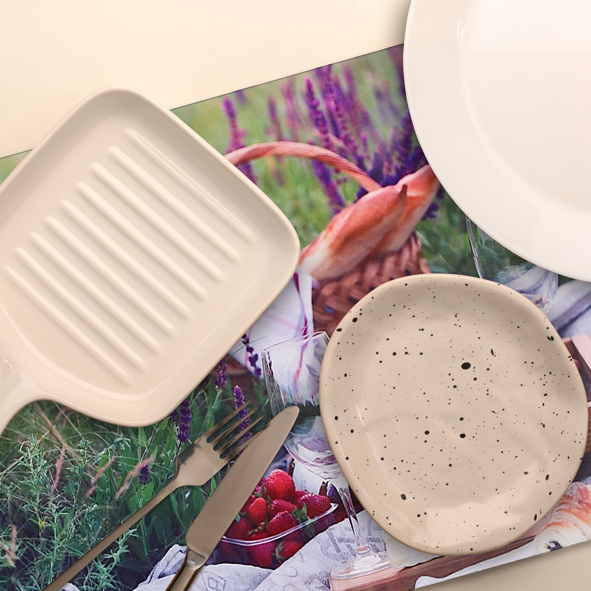 Plastic Placemat Picnic At A Lavender Field Set Of 12, Dining Table Decor, Kitchen Accessory