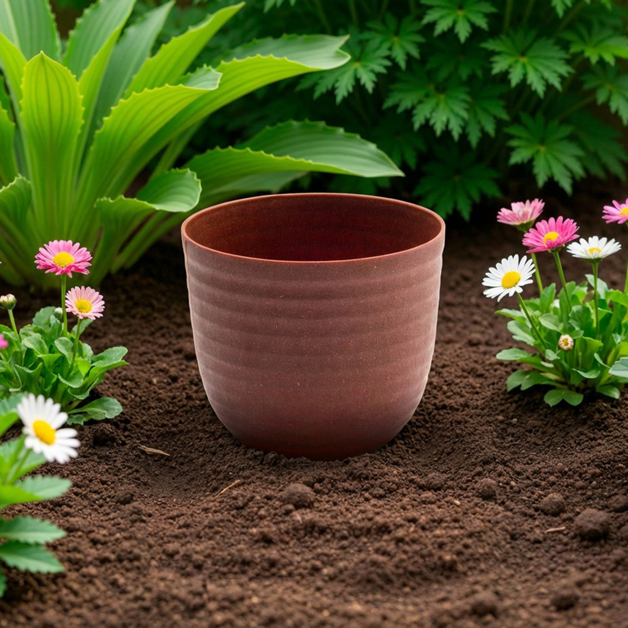 8.6" Eco-Friendly Cayenne Matera Round Planter - Set of 2