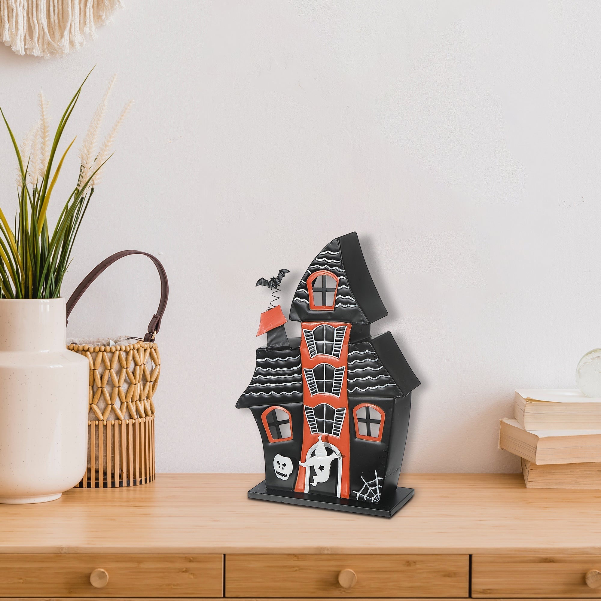 Metal Ghost House Halloween Decoration – Spooky Tabletop Accent