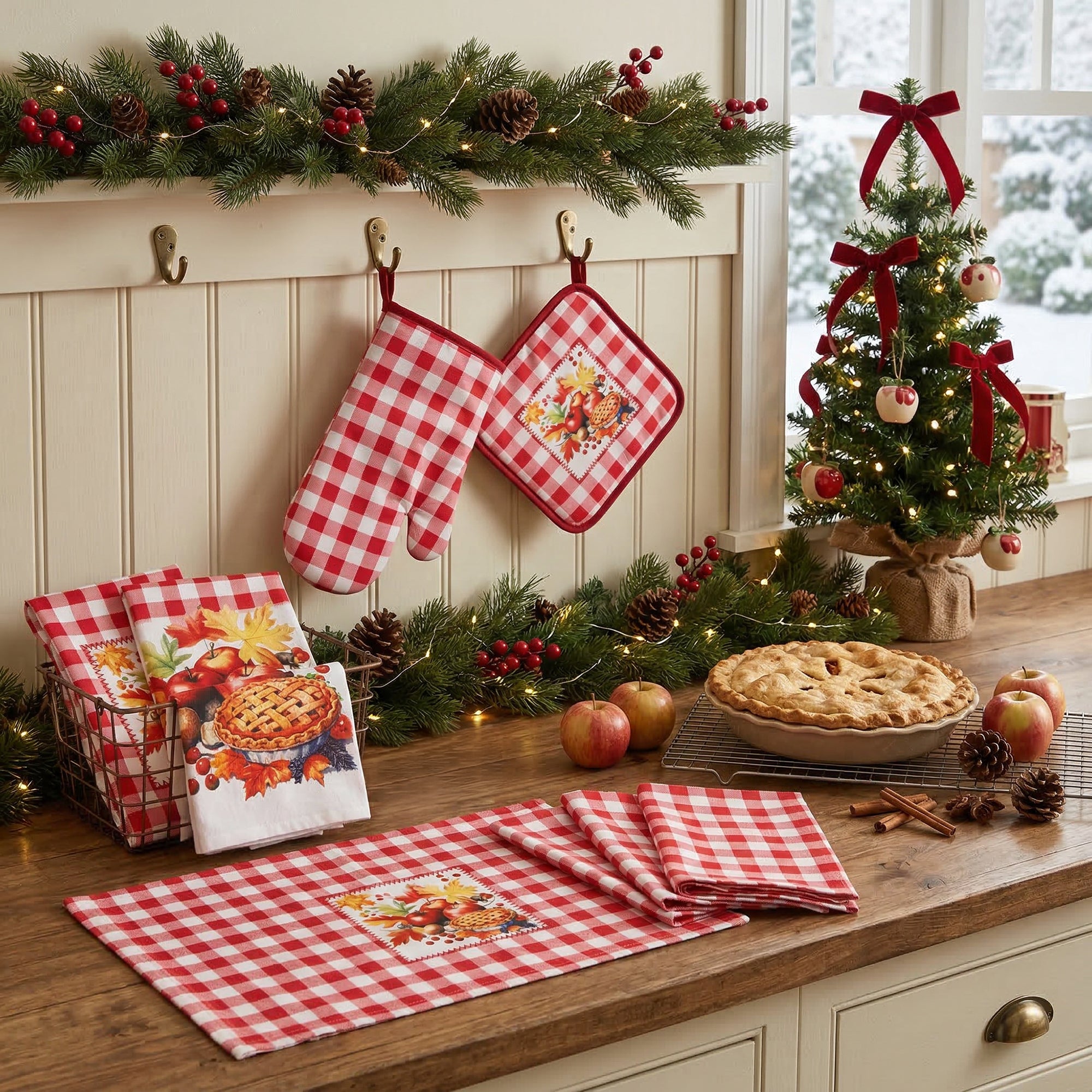 3 Piece Kitchen Set Red Plaid Apple Pie, Holiday Decor- Set of 2