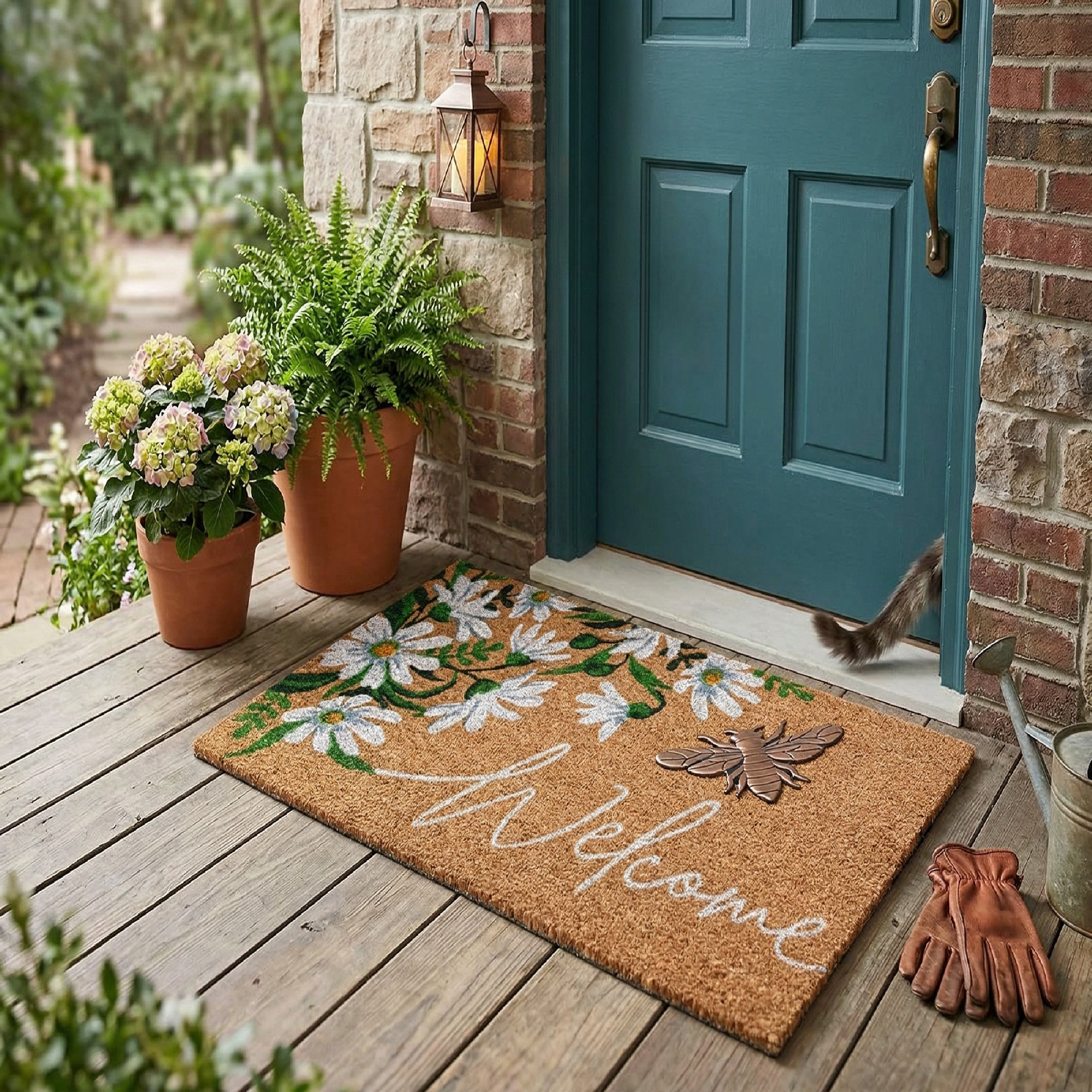 Coir Mat with Rubber Accent, Daisies & Metallic Bee "Welcome"