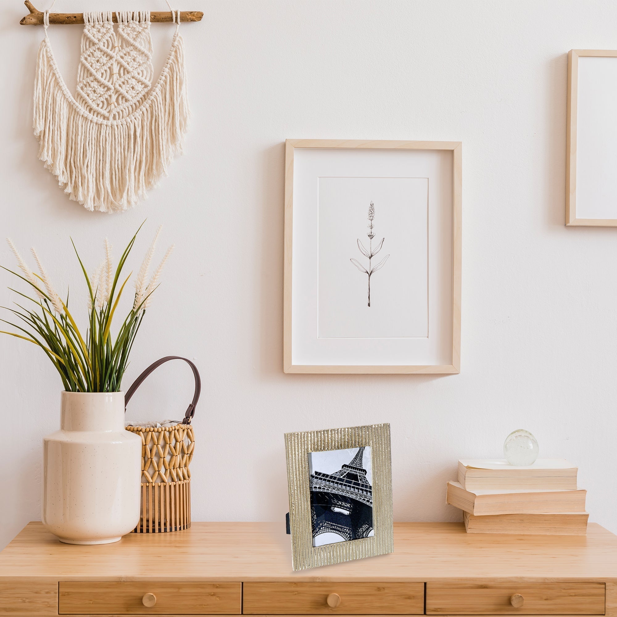 5"x7" Gold Stripe Picture Frame – Decorative Photo Frame, Wall or Table Display