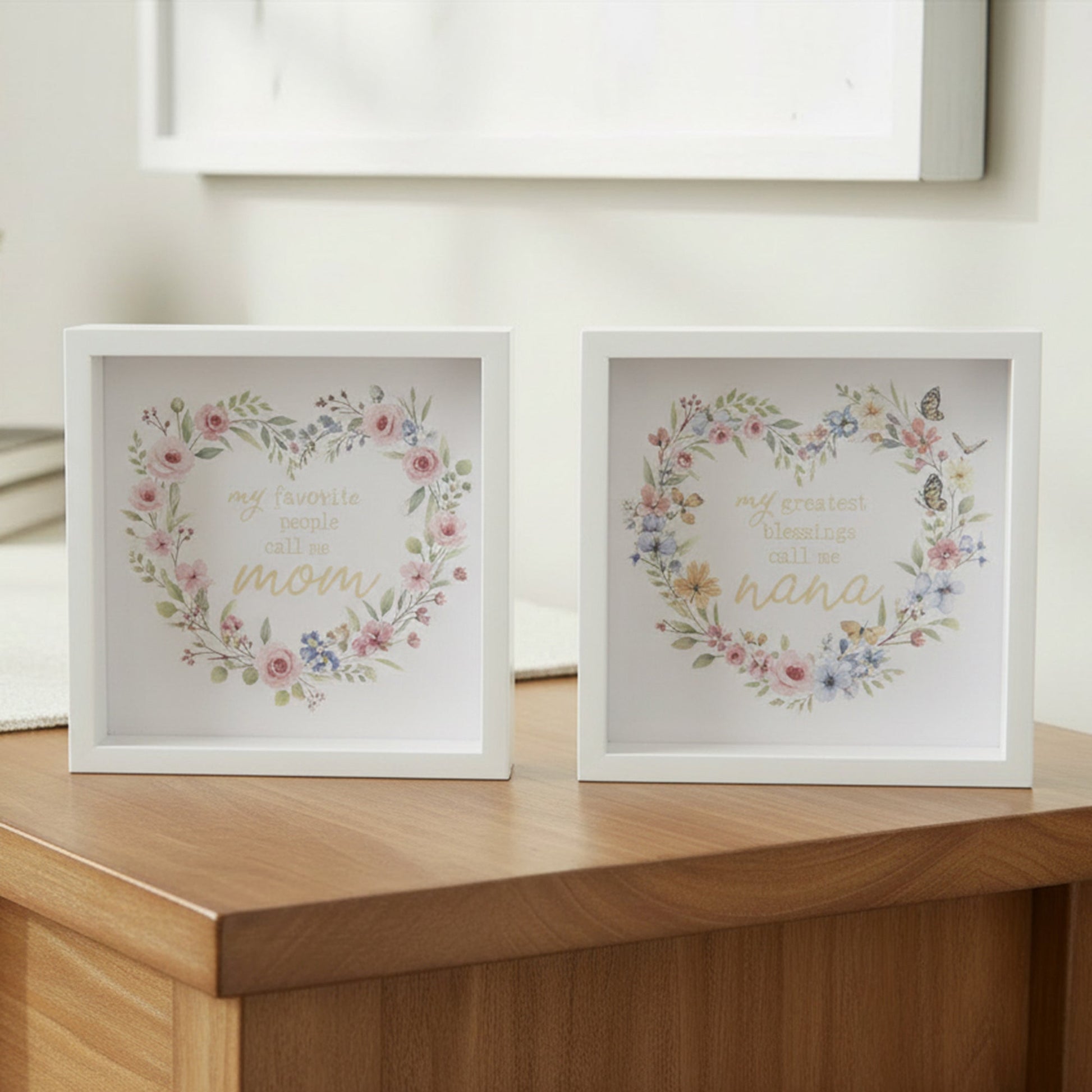 Assorted Framed MDF Square Signs for Mom/Nana - Set of 2