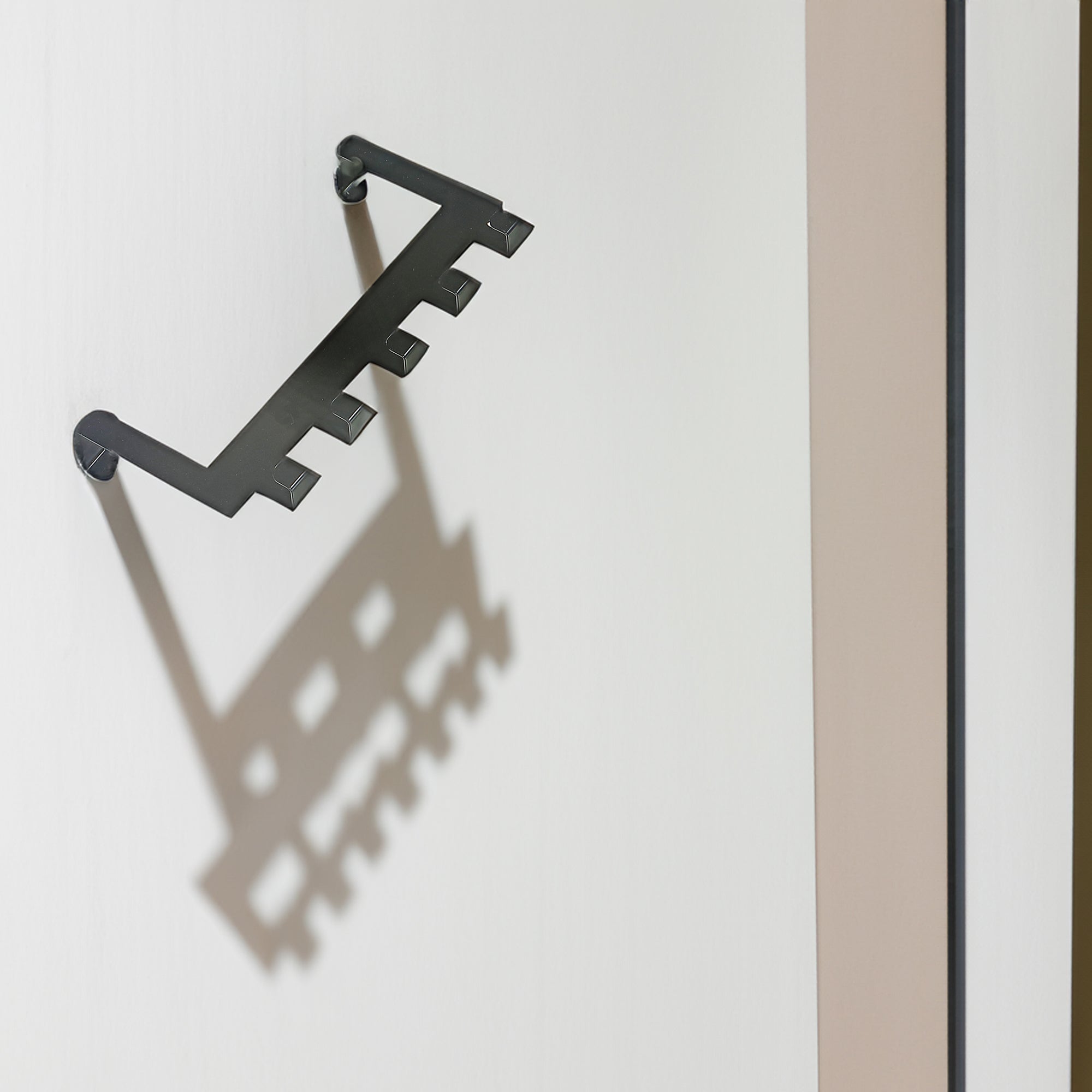 Black Powder Coated Over-the-Door 5-Hook Rack – Home Organization, Wall Storage