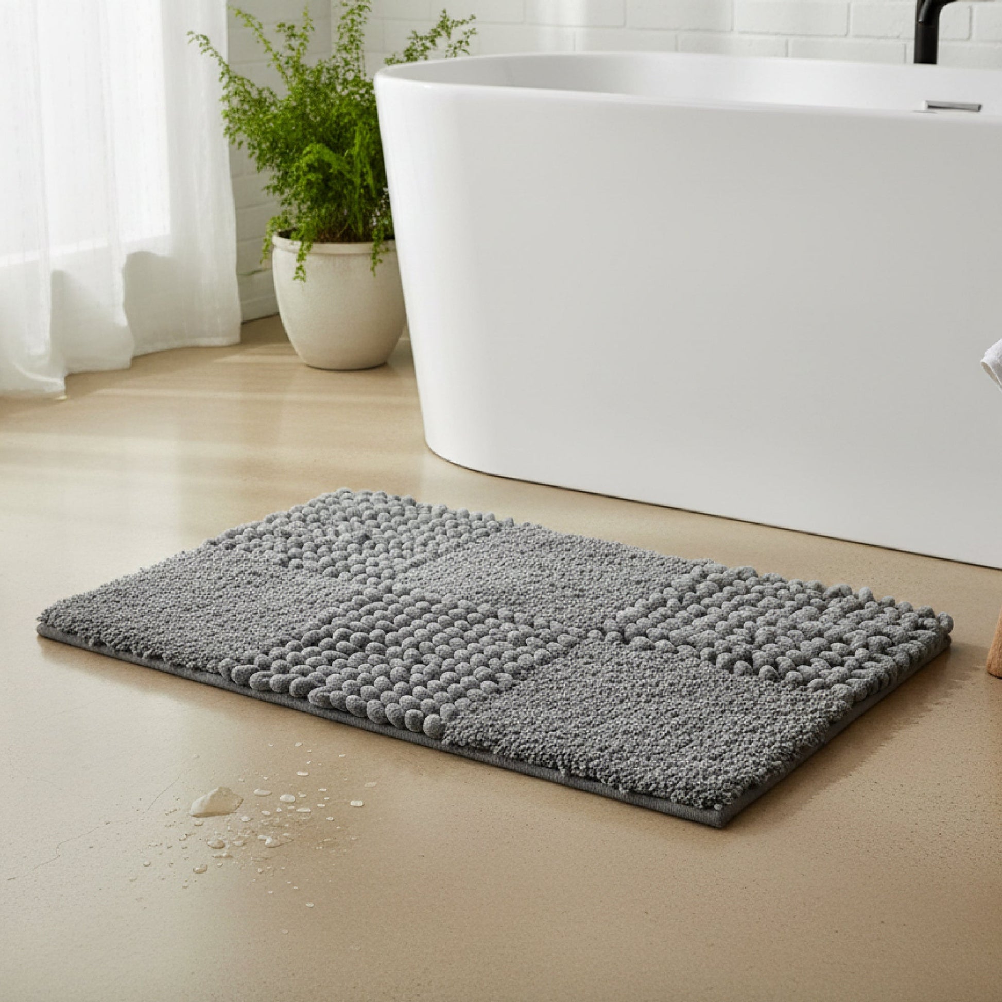 Checkered Silver Poly-Cotton Handwoven Bath Mat