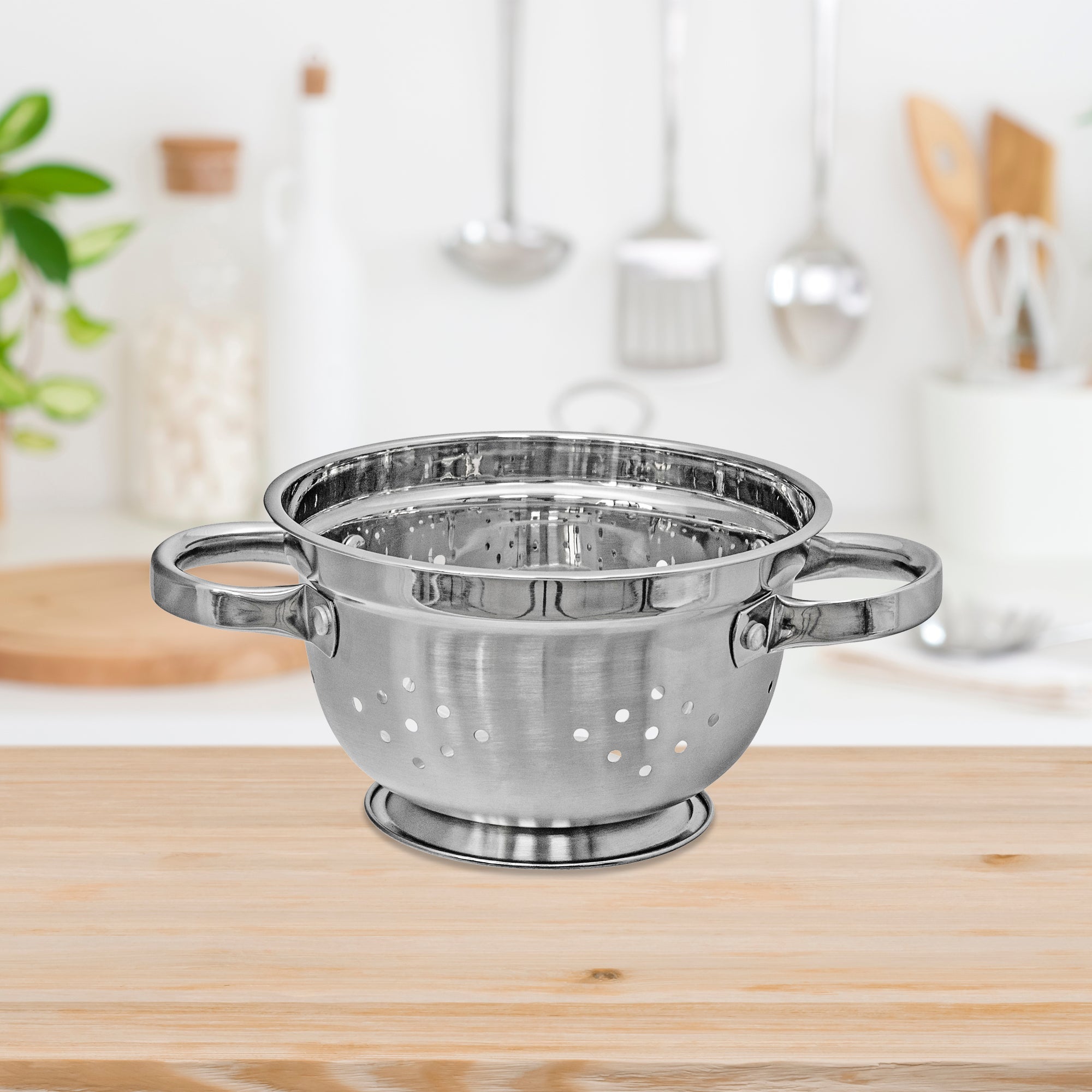 Stainless Steel Deep Colander With Handles 9.5" Durable Kitchen Strainer for Washing Vegetables Pasta and Fruits