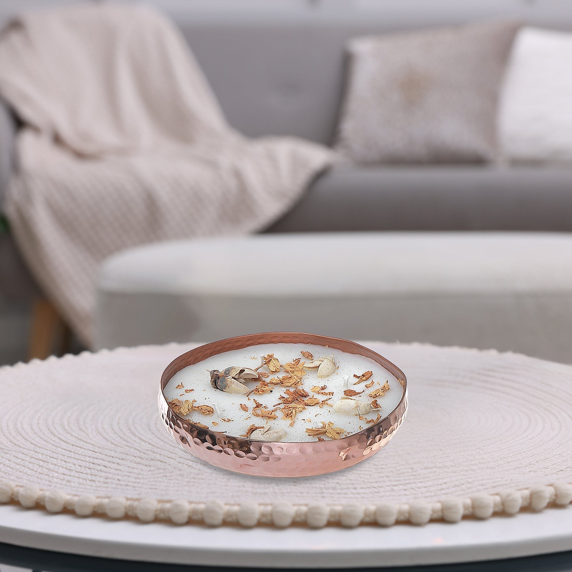 10.6oz 4-Wick Soy Candle in Metal Dish – Aqua Oud Scent, Home Fragrance