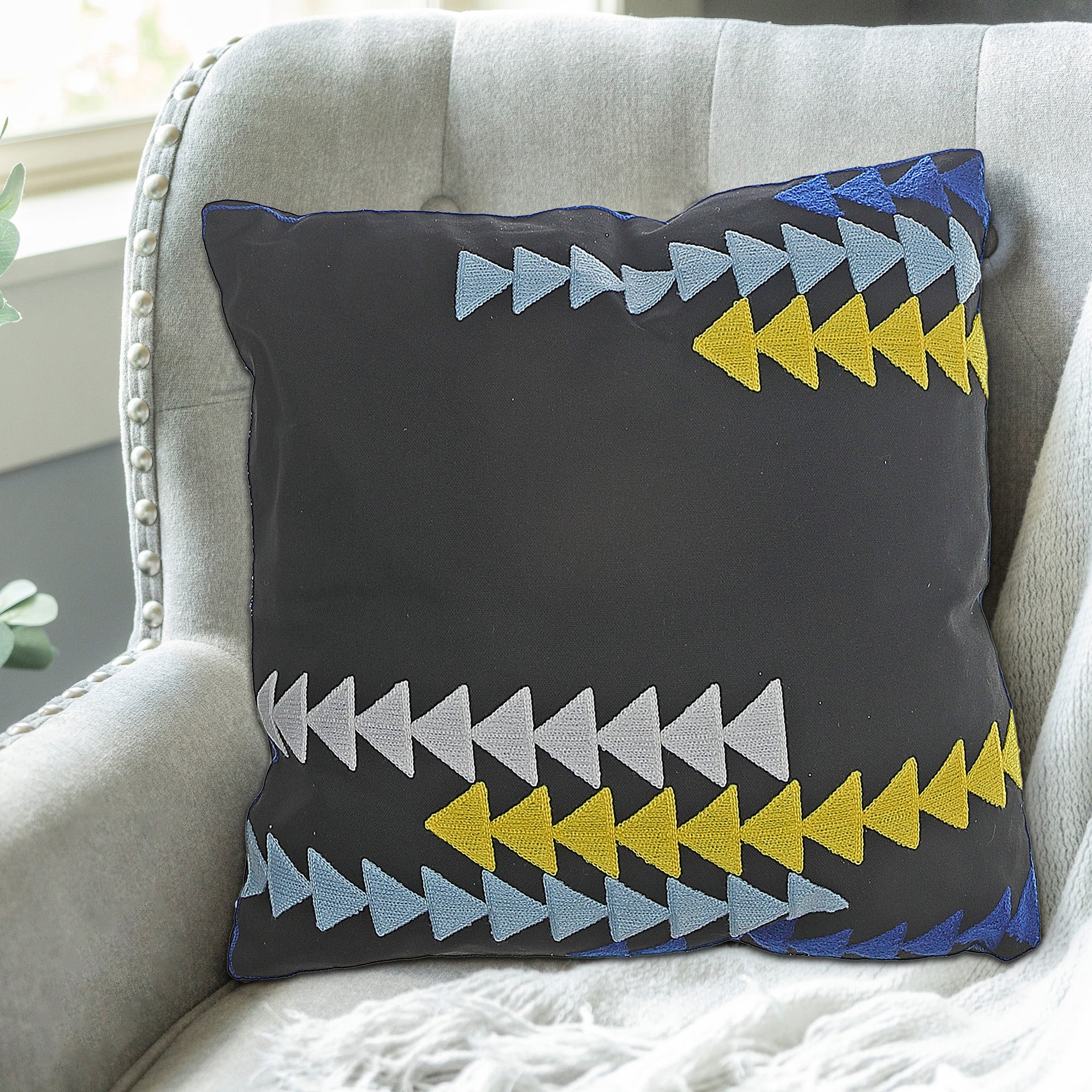 Polyester Embroidered Arrow Cushion Black Set Of 2, Decorative Throw Pillow, Modern Home Accent