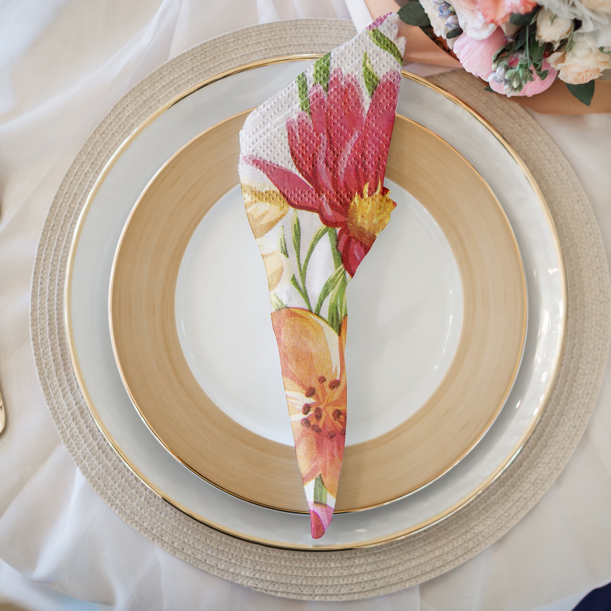 20-Pack 3-Ply Luncheon Napkins Featuring Spring Blossom - Set of 6