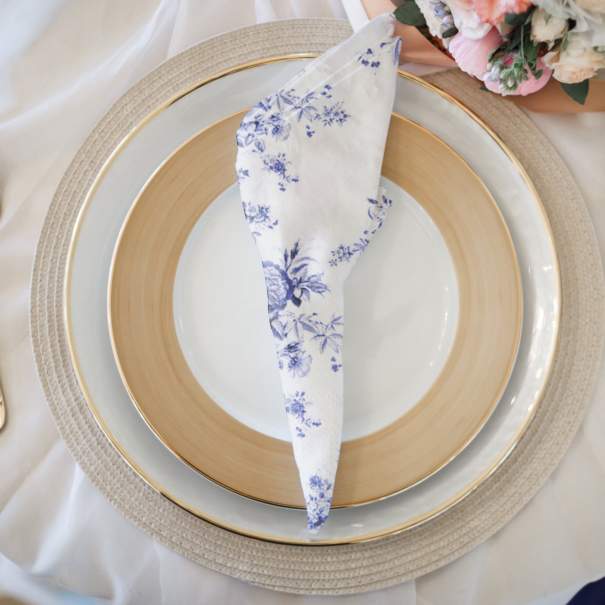 20-Pack 3-Ply Luncheon Napkins with Blue Vintage Floral Design - Set of 6