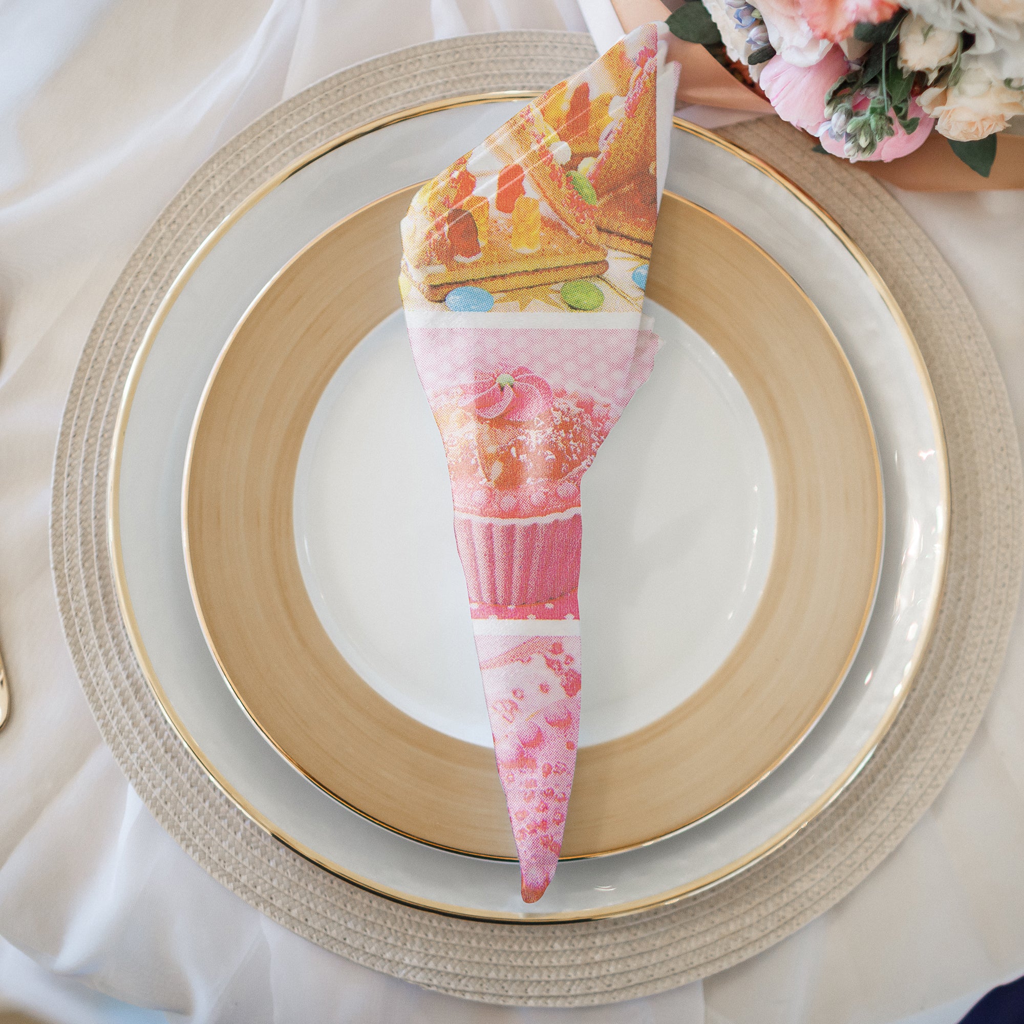 20-Pack 3-Ply Luncheon Napkins Featuring Dessert Designs - Set of 6