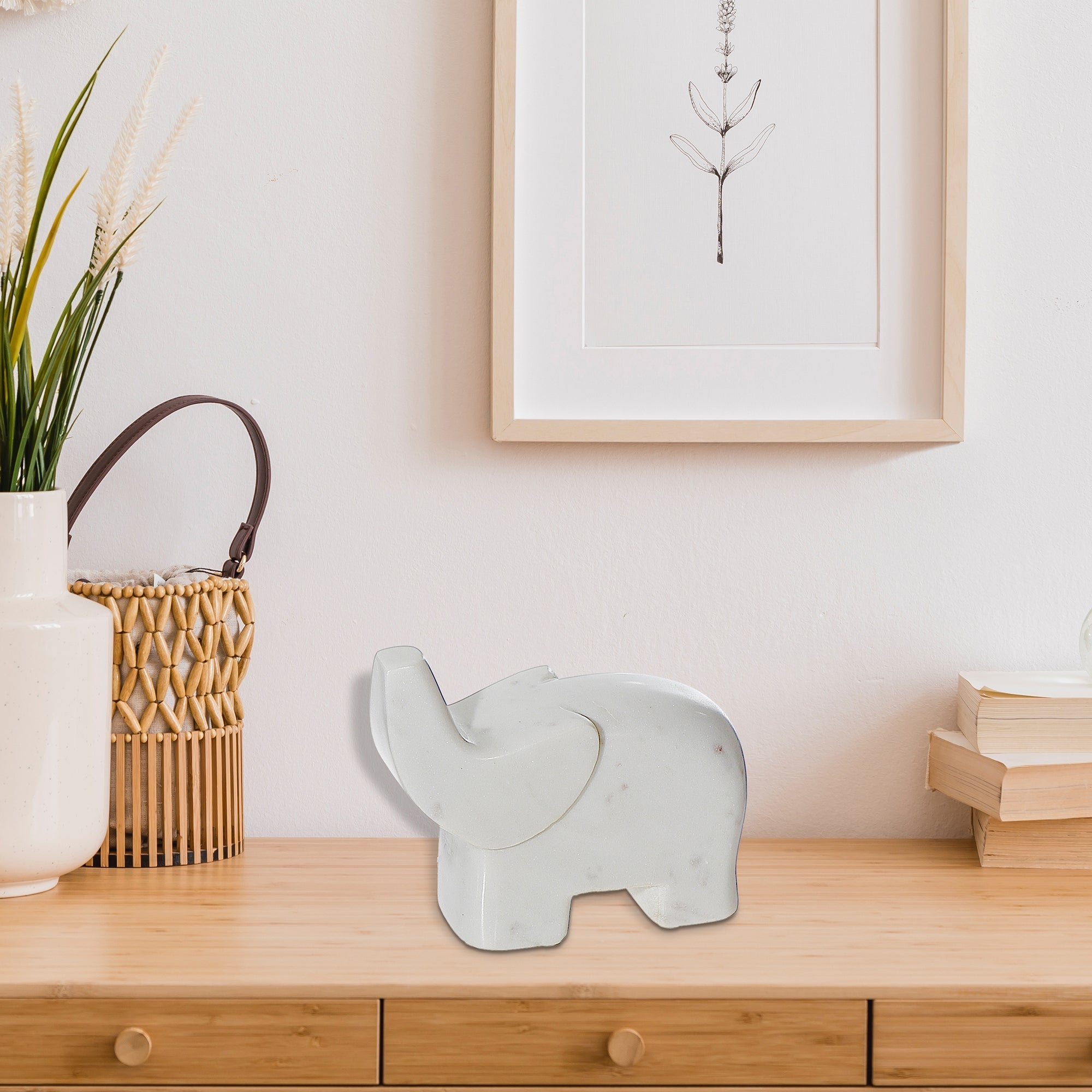 Marble Elephant Decorative Figurine, Marble Elephant Statue, Elegant Home Decor Accent, Luxury Tabletop Ornament, Symbolic Elephant Figure