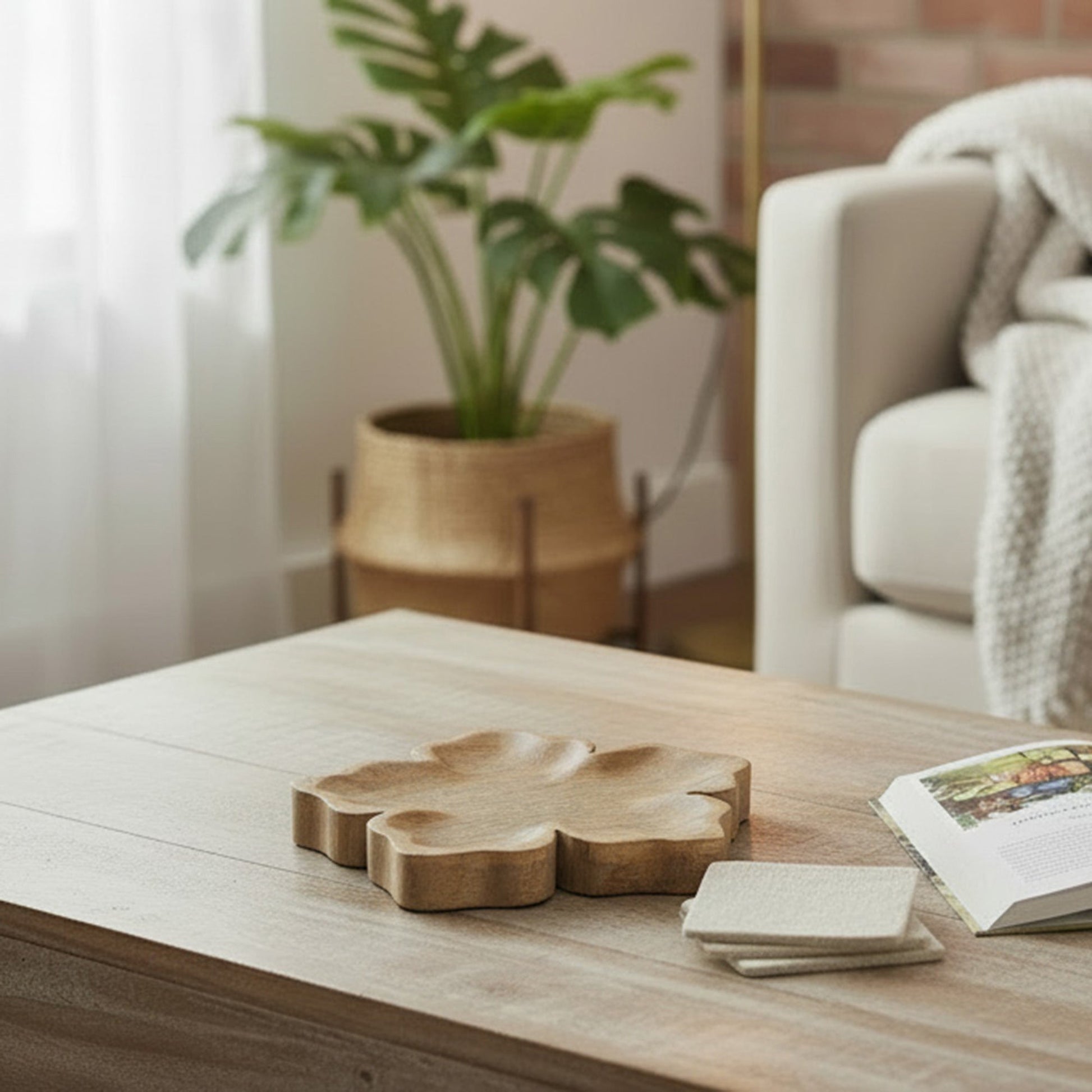 Mango Wood Decorative Flower Tray