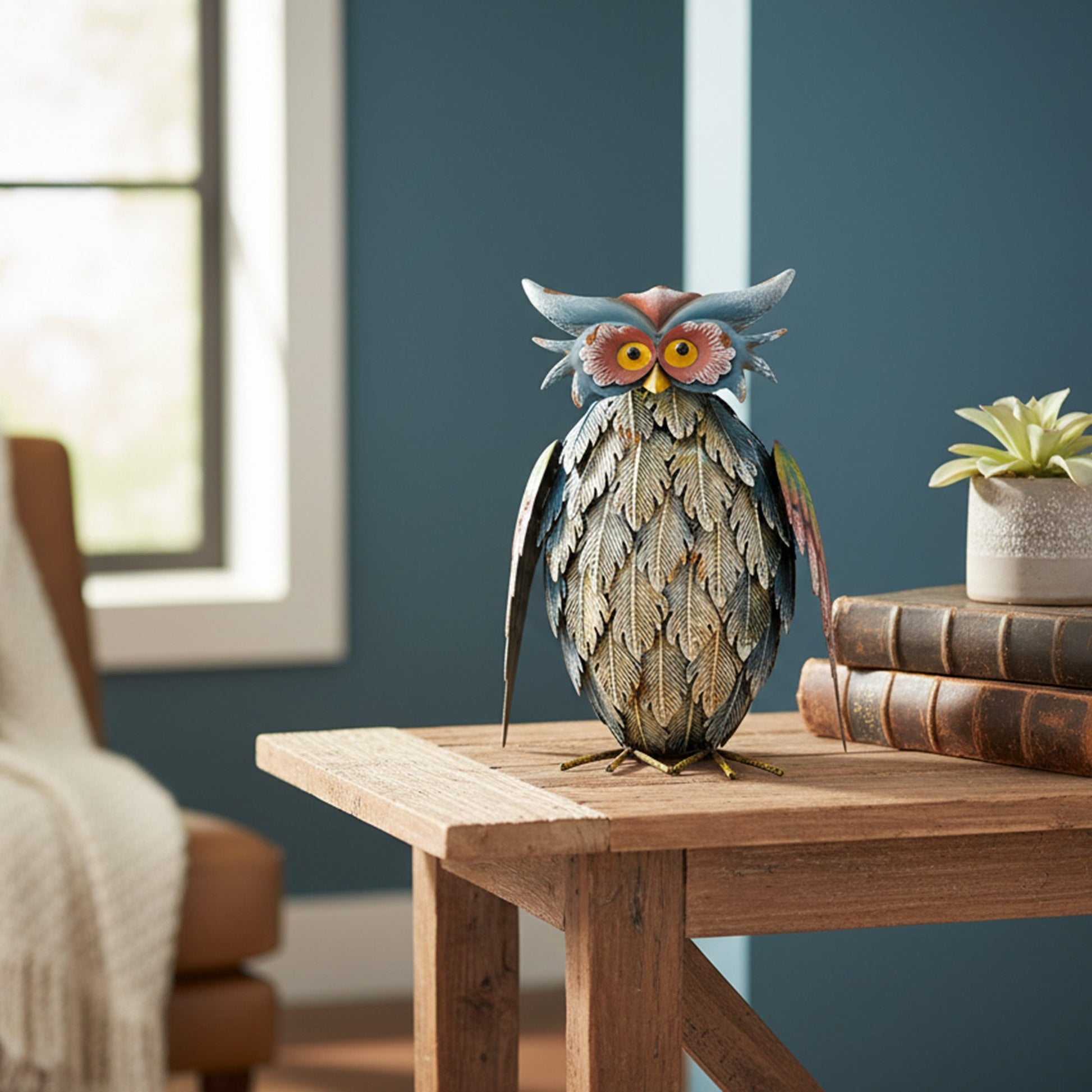 Detailed Metal Owl Figurine for Indoor or Outdoor Décor