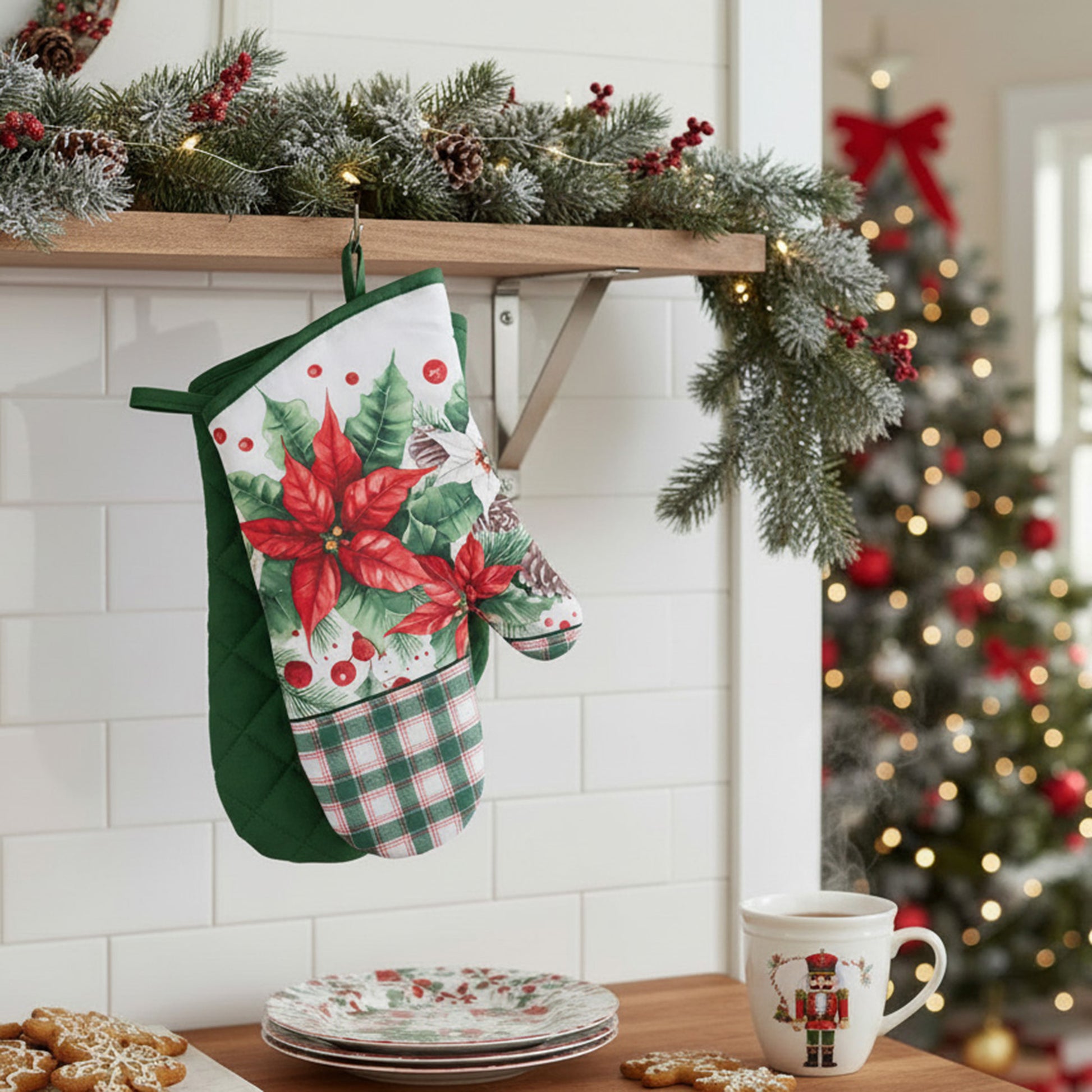 14" Oven Mitts 2 Piece Blooming Poinsettia, Christmas, Holiday Decor- Set of 2