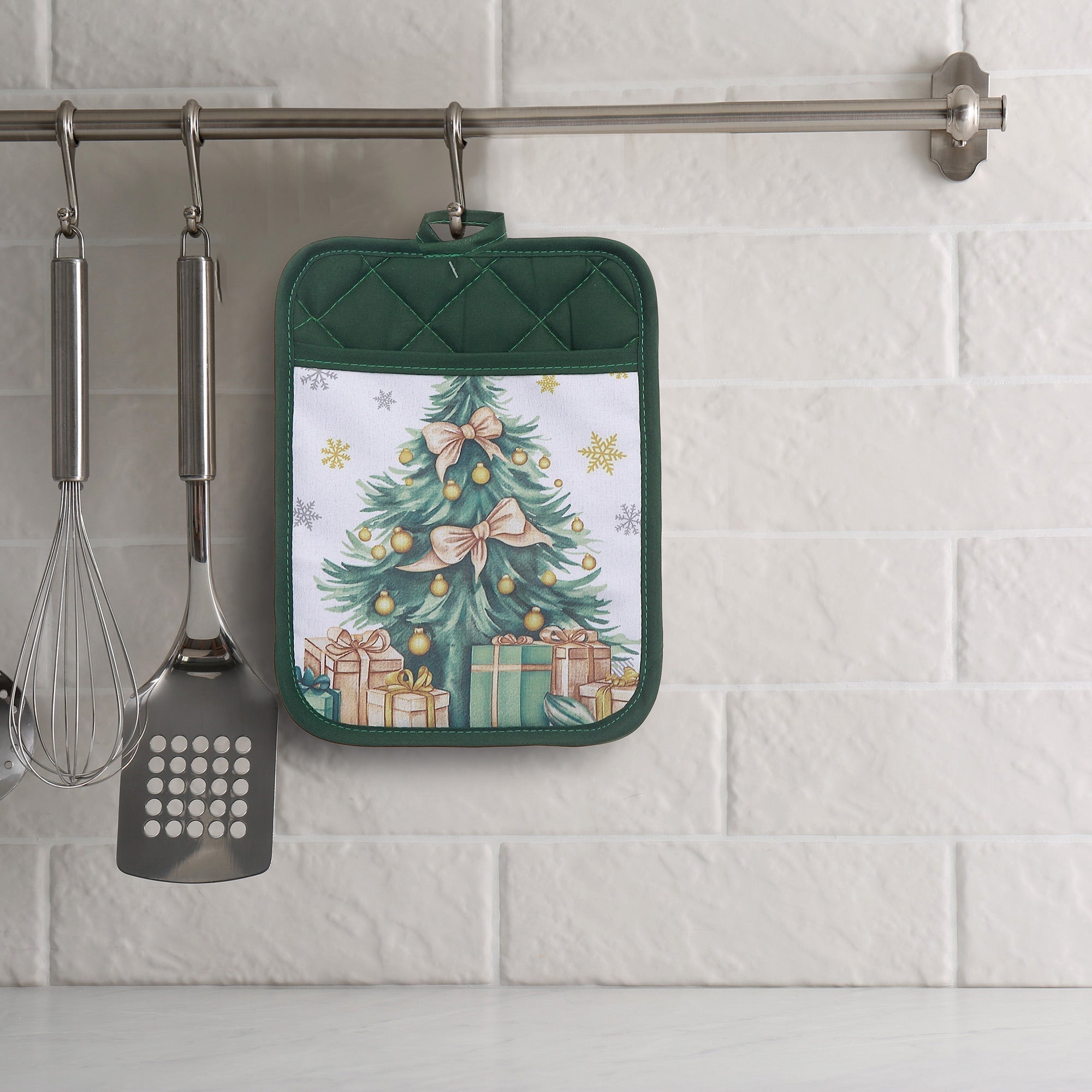 Pot Holder with Pocket Set of 6 Christmas Tree – Christmas Kitchen Linens, Holiday Cooking Accessory, Festive Hot Pad