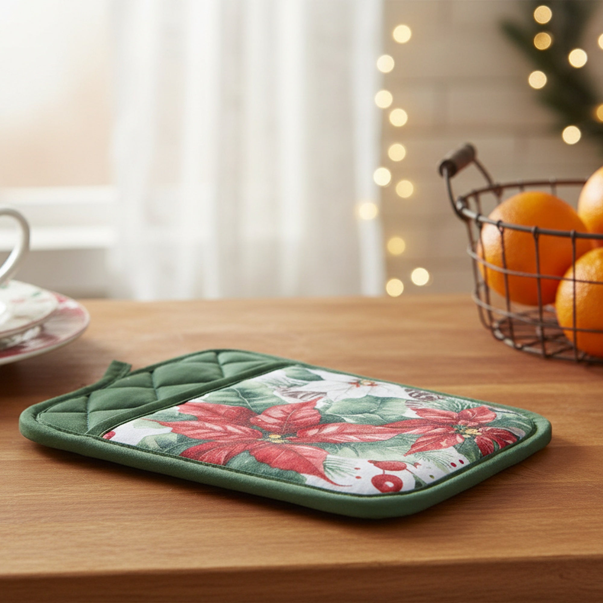 Pot Holder with Pocket Blooming Poinsettia, Christmas, Pot Holder, Holiday Decor- Set of 6