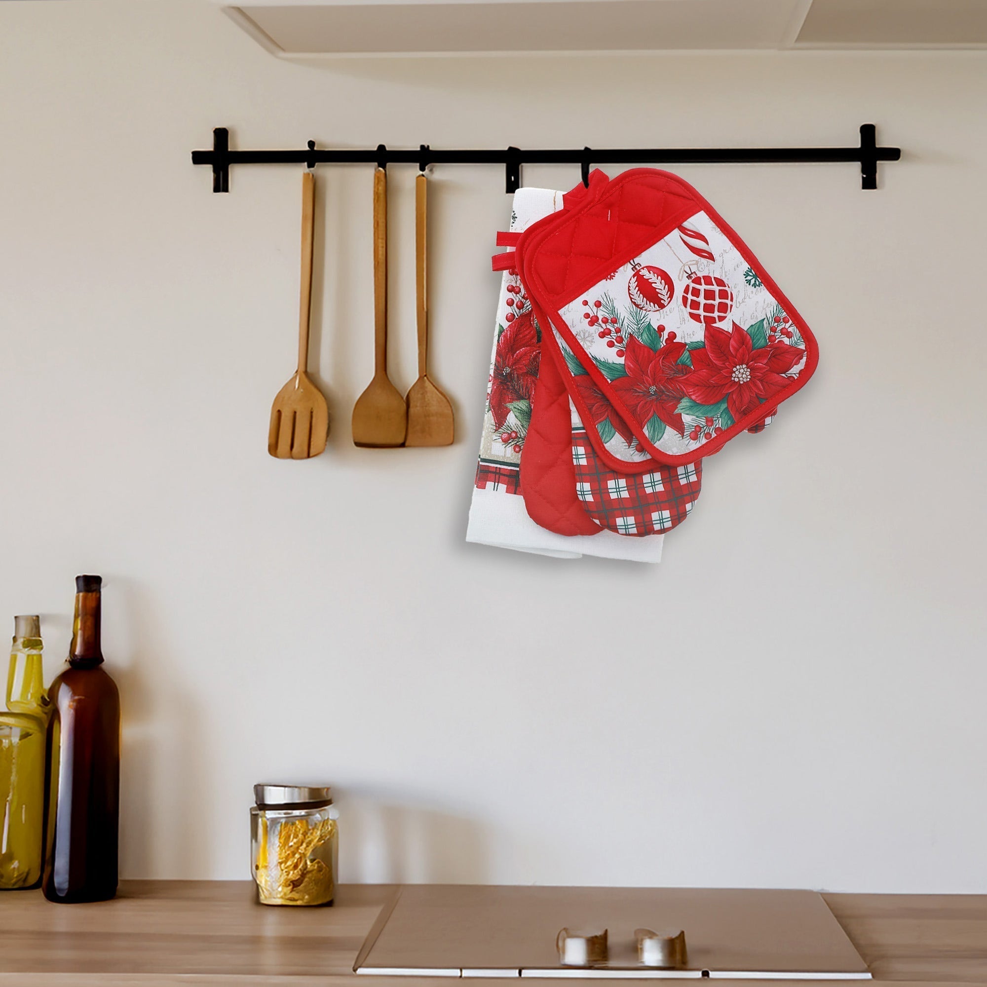 5-Piece Kitchen Set Poinsettia with Ornaments – Christmas Kitchen Linens, Holiday Cooking & Baking Accessory, Festive Table Decor