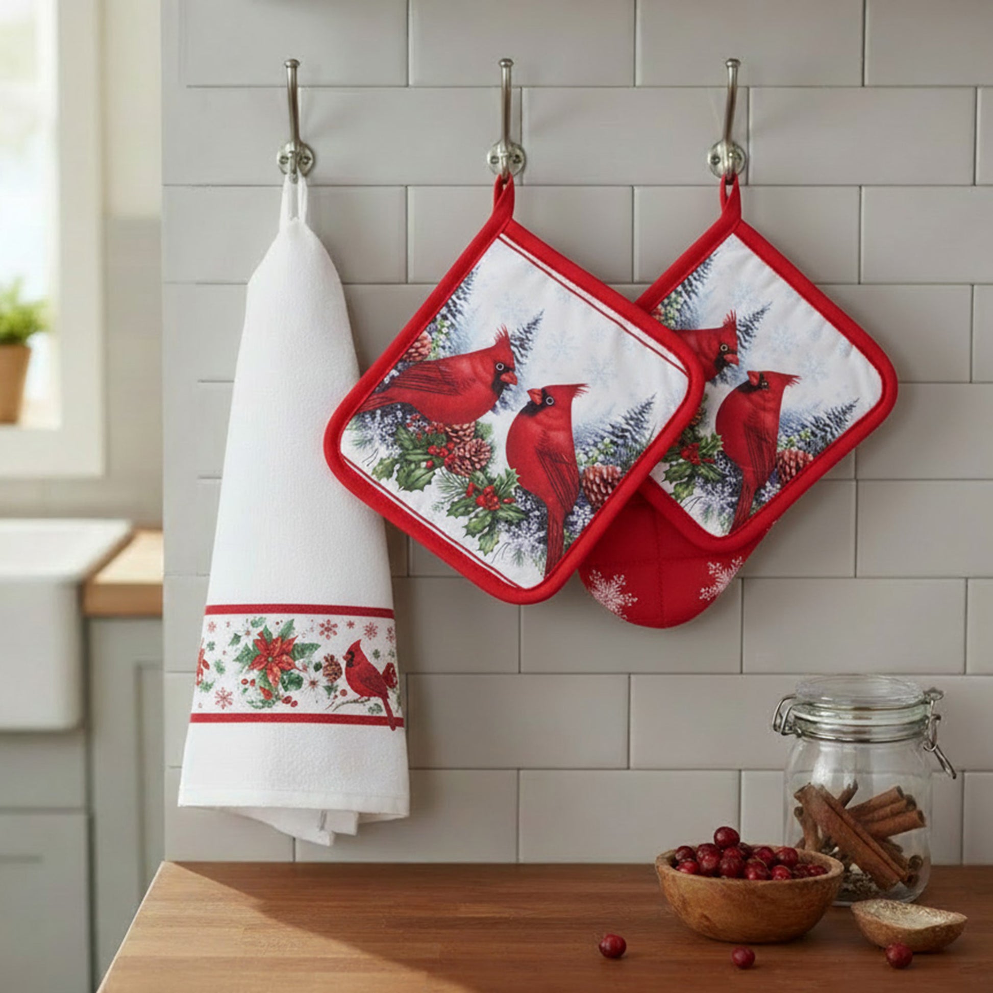 5 Piece Kitchen Set Double Cardinal, Christmas, Holiday Decor