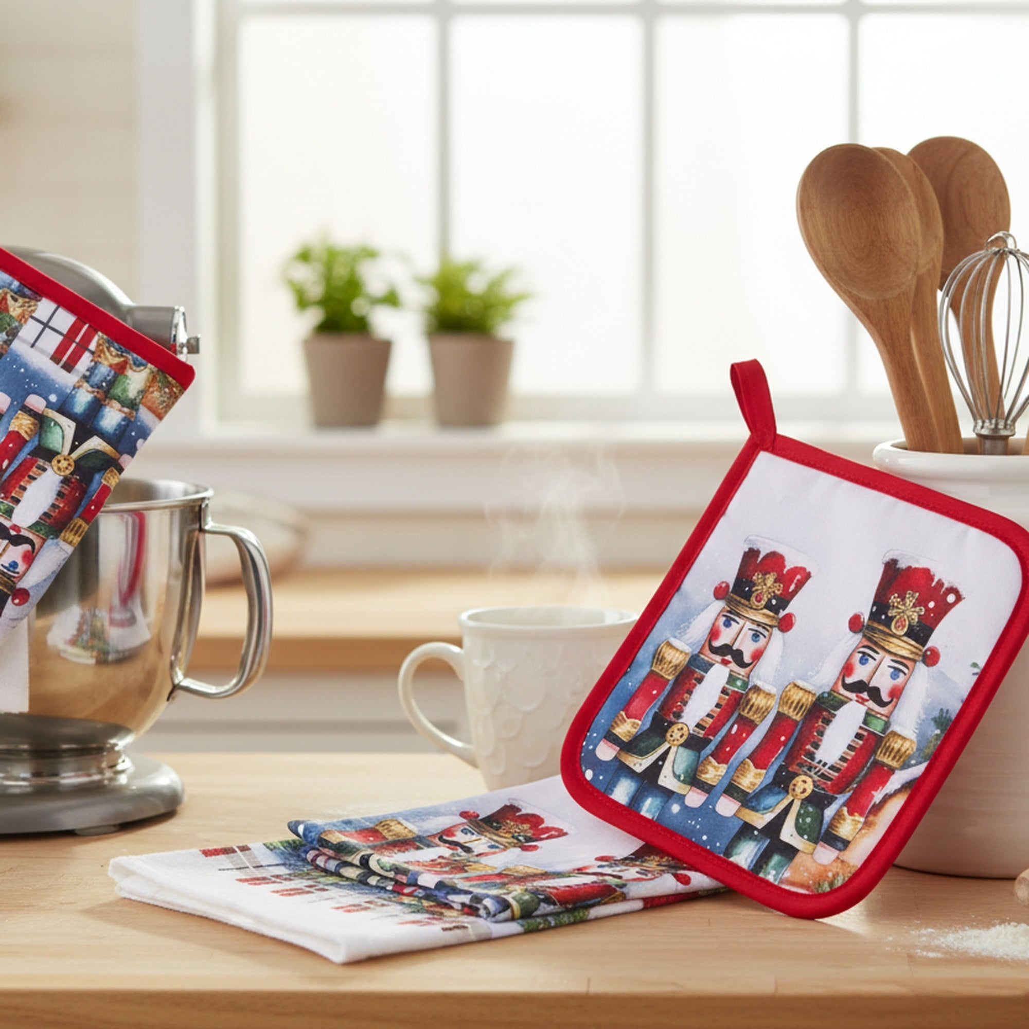 5 Piece Kitchen Set Nutcracker Twin, Christmas, Holiday Decor