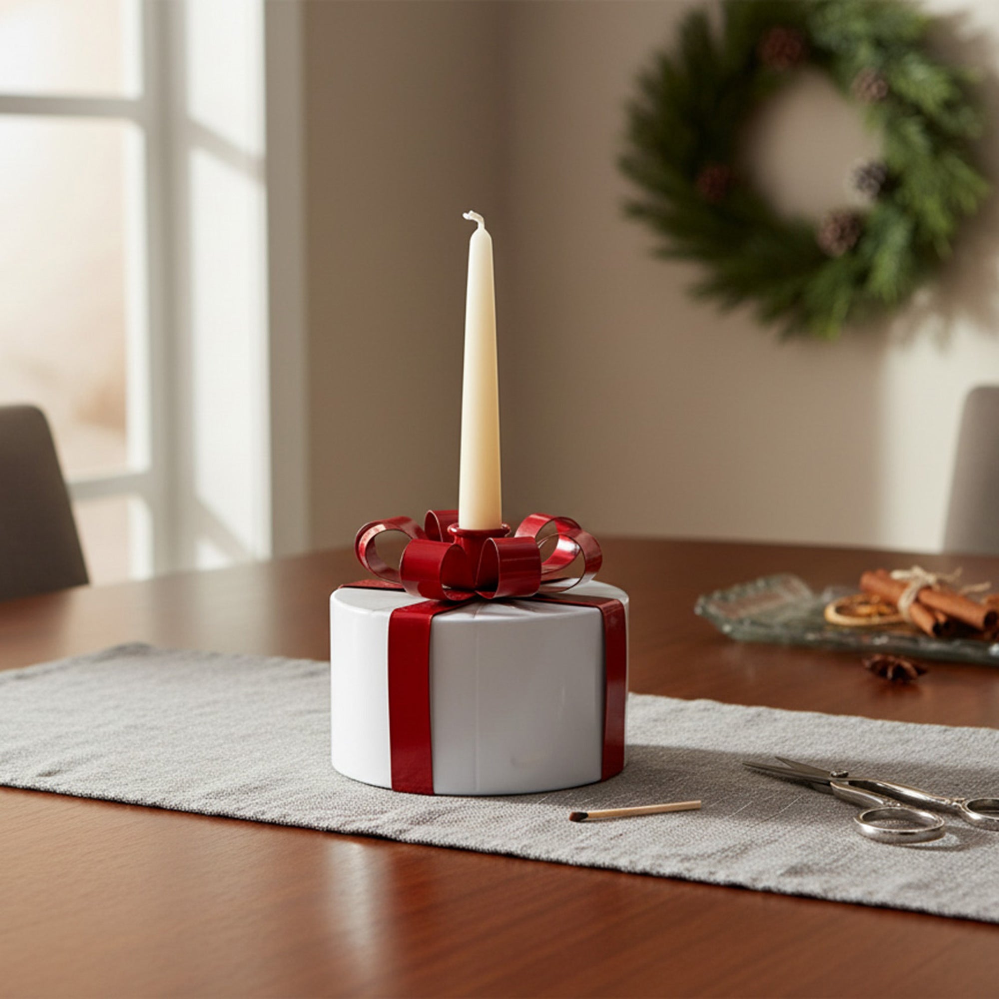 Metal Round Gift Box Taper Holder, Storage Box, Holiday Decor