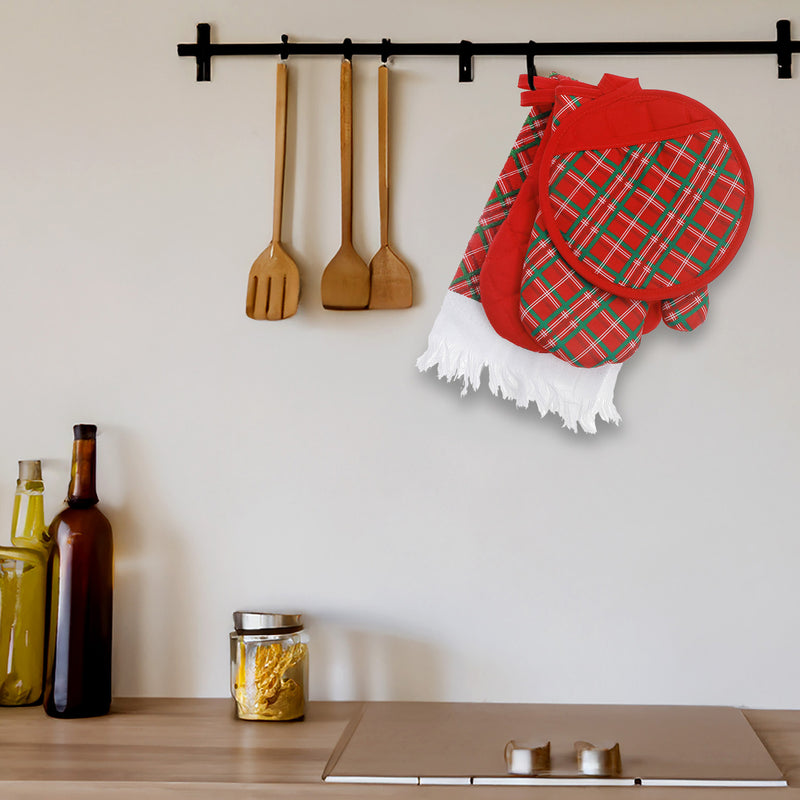 4 Pc Kitchen Set (Plaid Pattern)