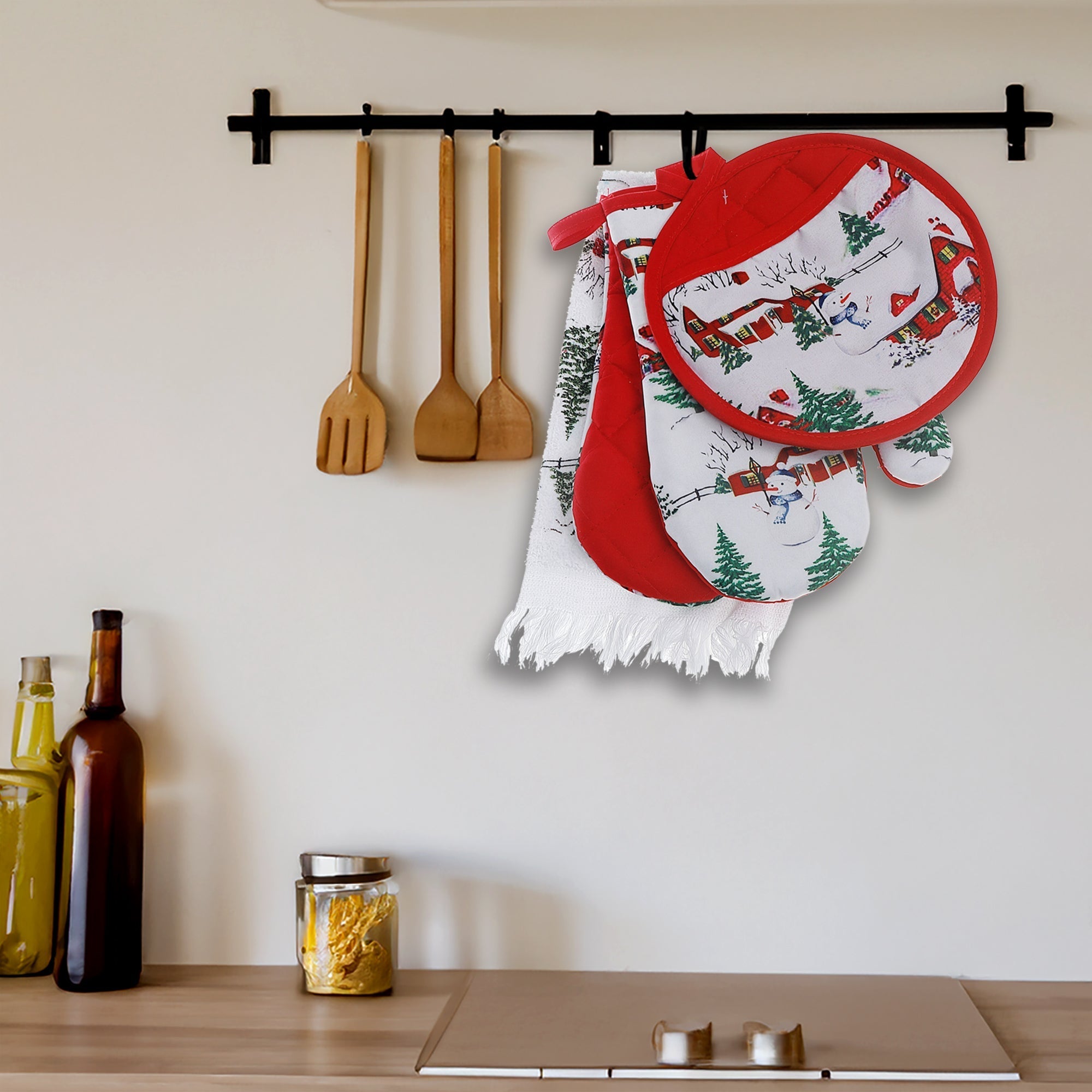 4-Piece Kitchen Set Winter Village – Christmas Kitchen Linens, Holiday Cooking & Baking Accessory, Festive Table Decor