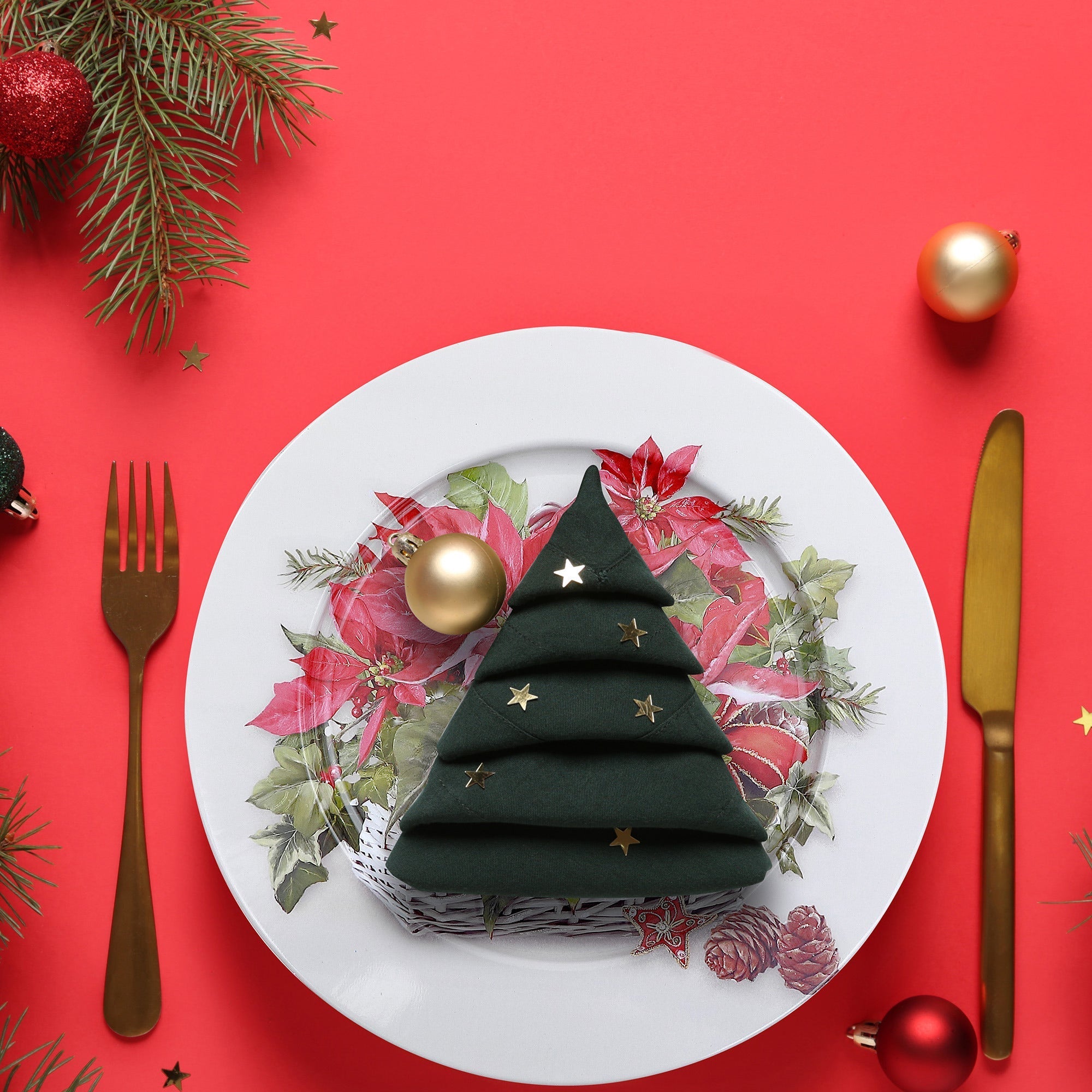 Printed Metal Charger Plate Set of 12 Poinsettia 13" – Christmas Tableware, Holiday Dinner Plates