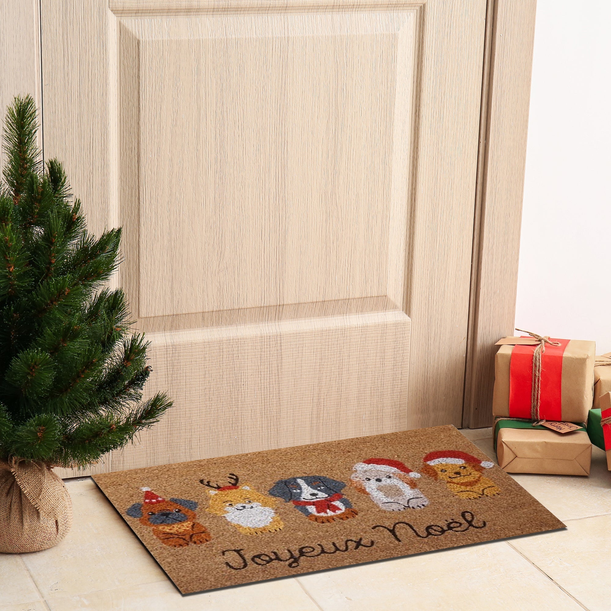 Coir Door Mat Joyeux Noel with Pets – Holiday Entrance Mat, Festive Welcome Mat, Christmas Home Décor