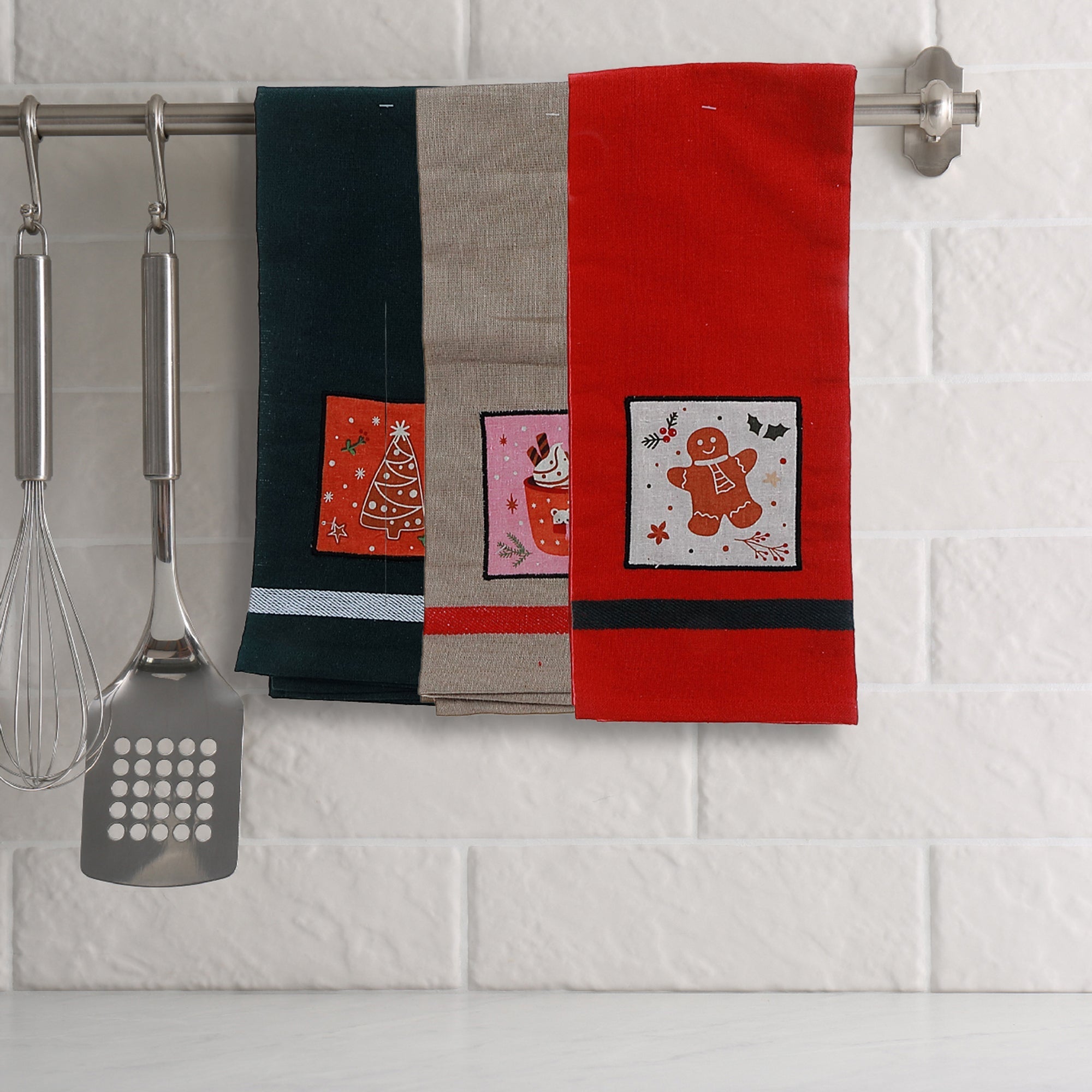 Embedded Holiday Print Solid Cotton Kitchen Towel Set of 3 – Christmas Kitchen Linens, Holiday Cooking & Baking Accent, Festive Dish Towels