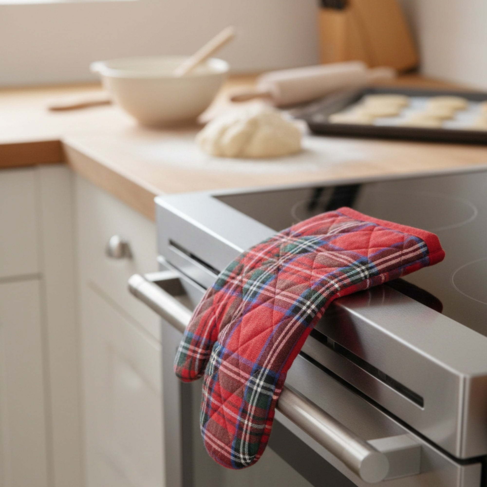 Cotton Oven Mitt Classic Tartan, Oven Mitt, Holiday Decor- Set of 2