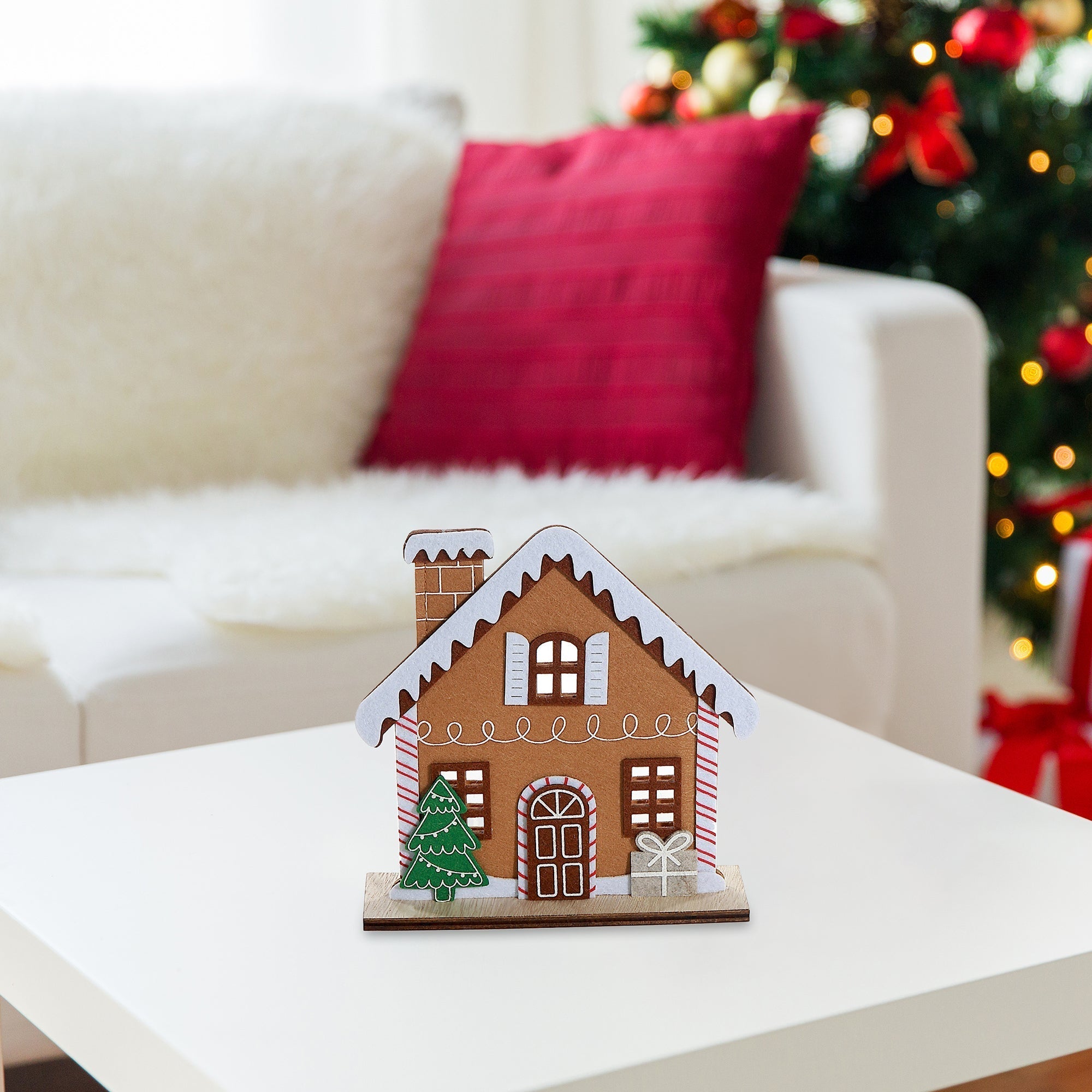 Felt Gingerbread House on Wooden Base Set of 2 – Christmas Tabletop Decoration, Holiday Accent, Festive Seasonal Decor