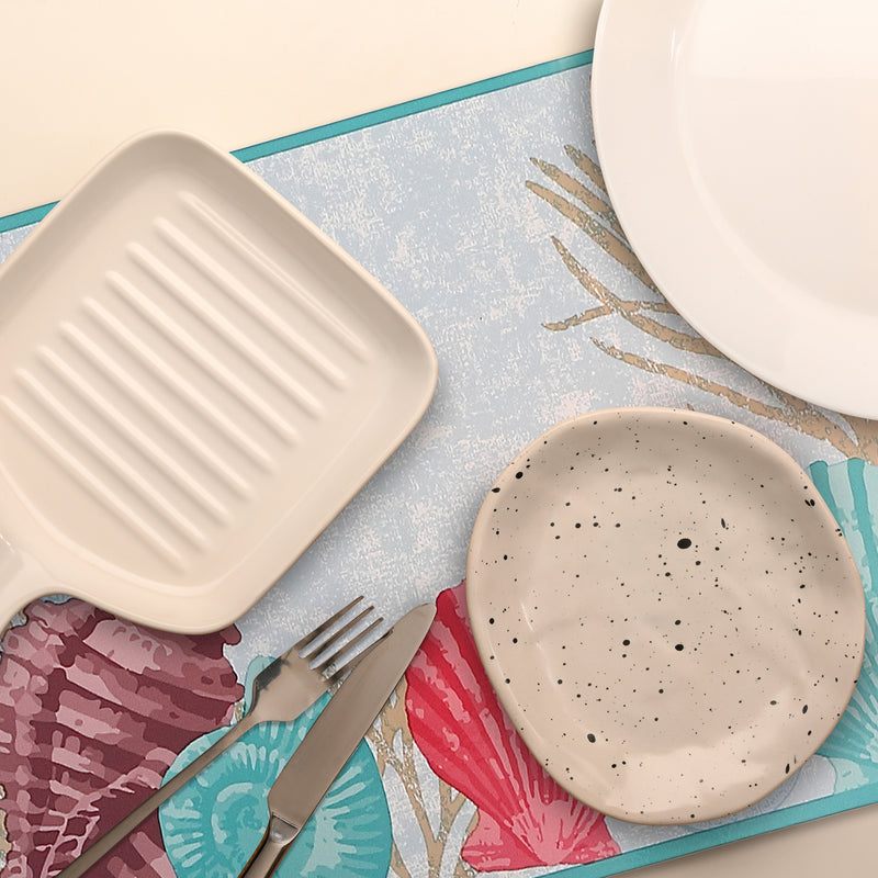 Plastic Placemat Seashells By The Seashore - Set of 12